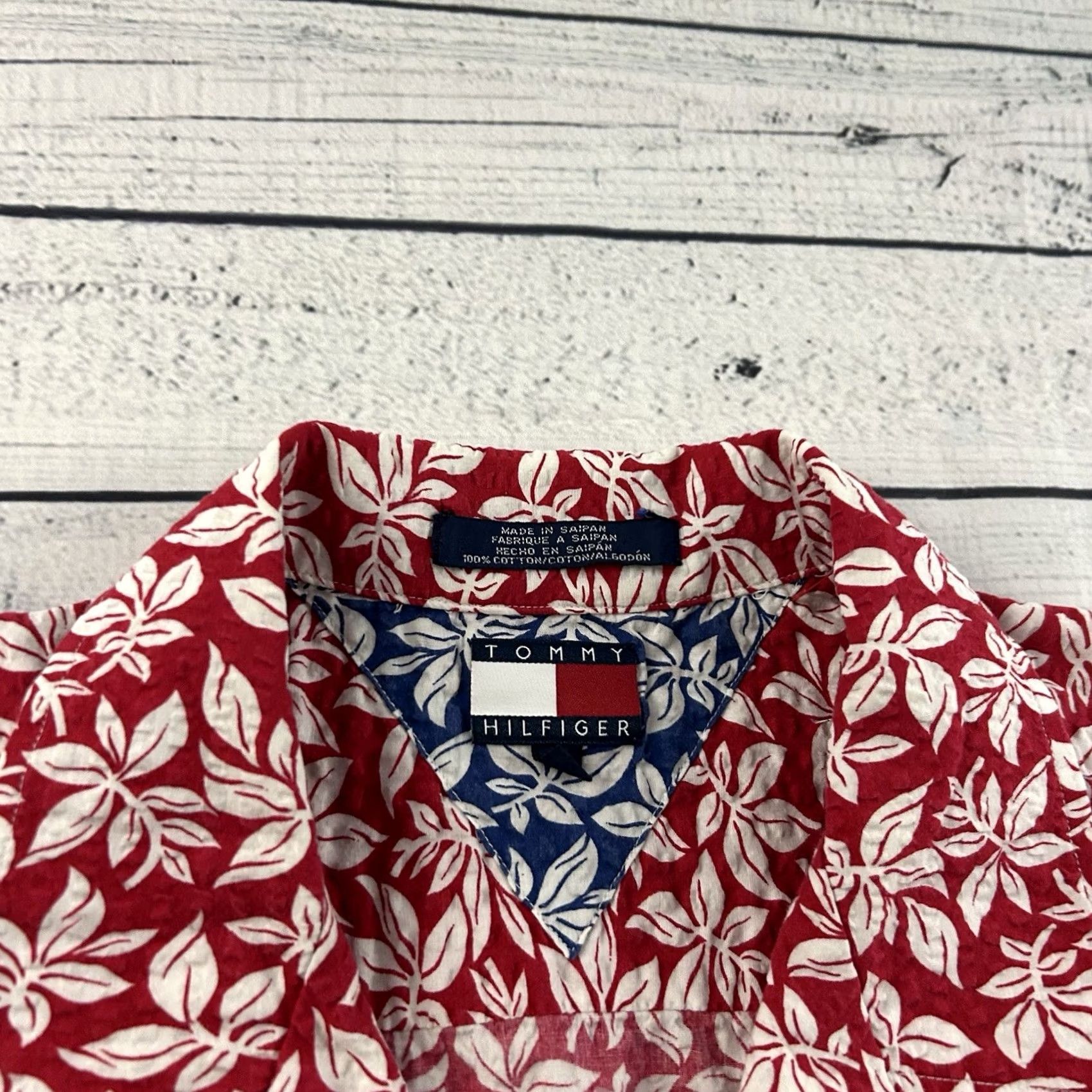 Tommy Hilfiger VINTAGE Tommy Hilfiger Seersucker Floral Hawaiian Button Front Shirt Mens L Red Size US L / EU 52-54 / 3 - 2 Thumbnail