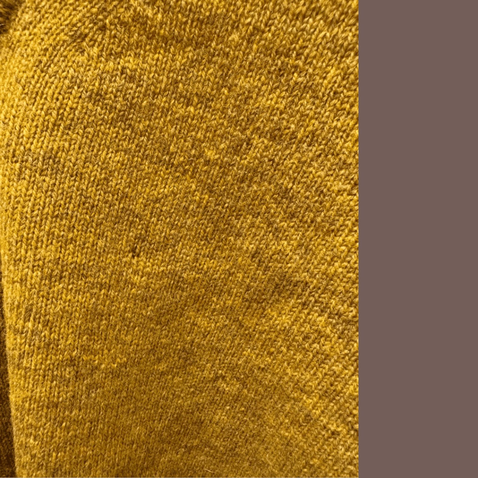 Lands' End × Vintage VTG Lambswool Sweater | Lands’ End Mustard XL Size US XL / EU 56 / 4 - 2 Thumbnail