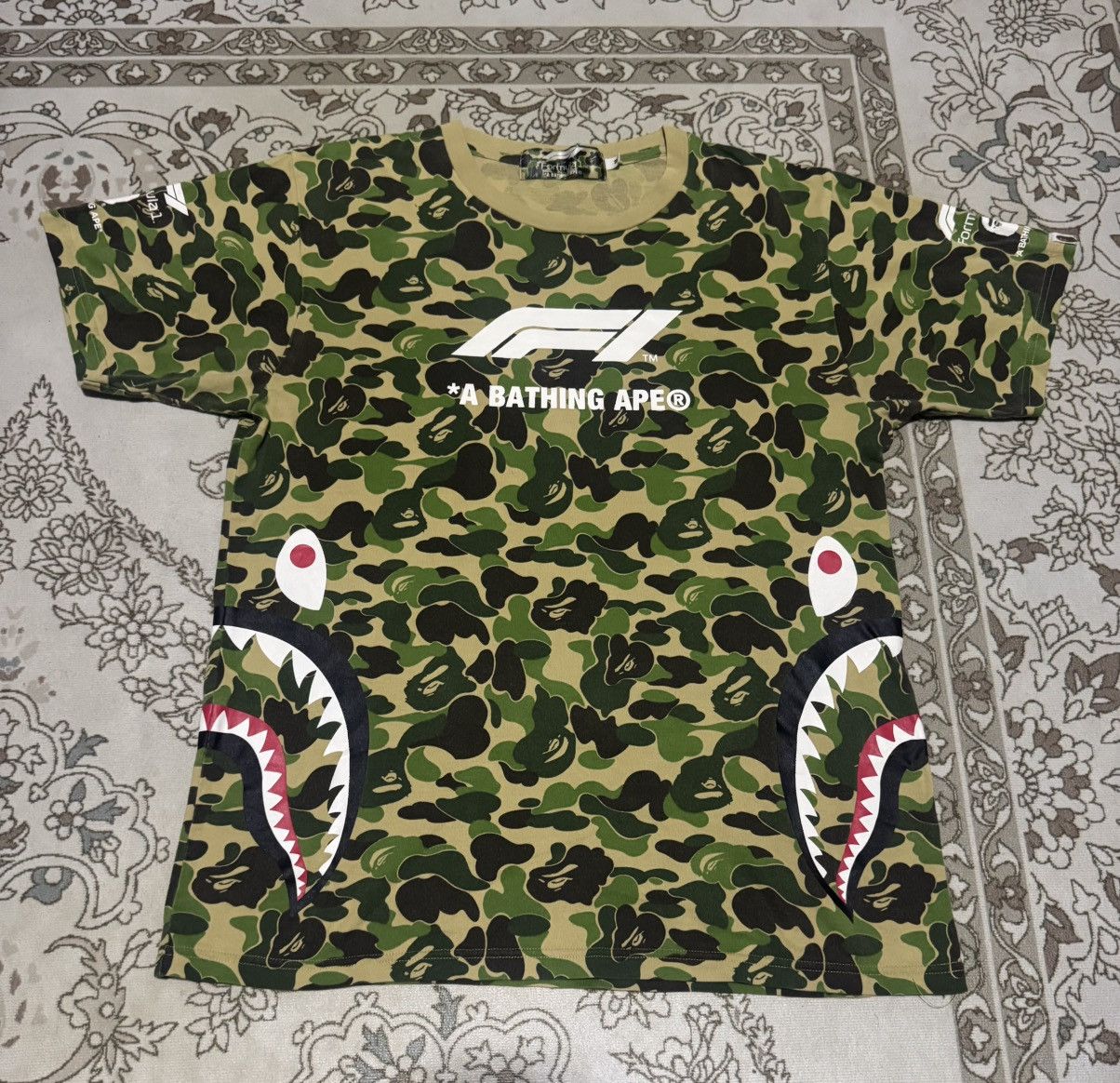 Bape HYPEBEAST! Bape x F1 ABC Camo Shark Tshirt Size US M / EU 48-50 / 2 - 1 Thumbnail
