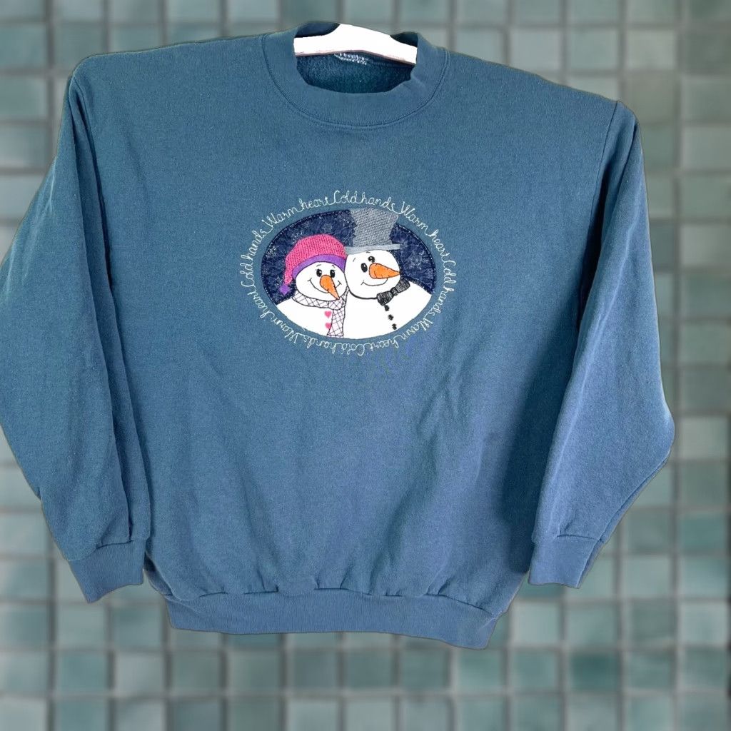 Hanes Hanes Pullover Sweatshirt Graphic Heart Embroidered Women's L Blue Size L / US 10 / IT 46 - 1 Thumbnail