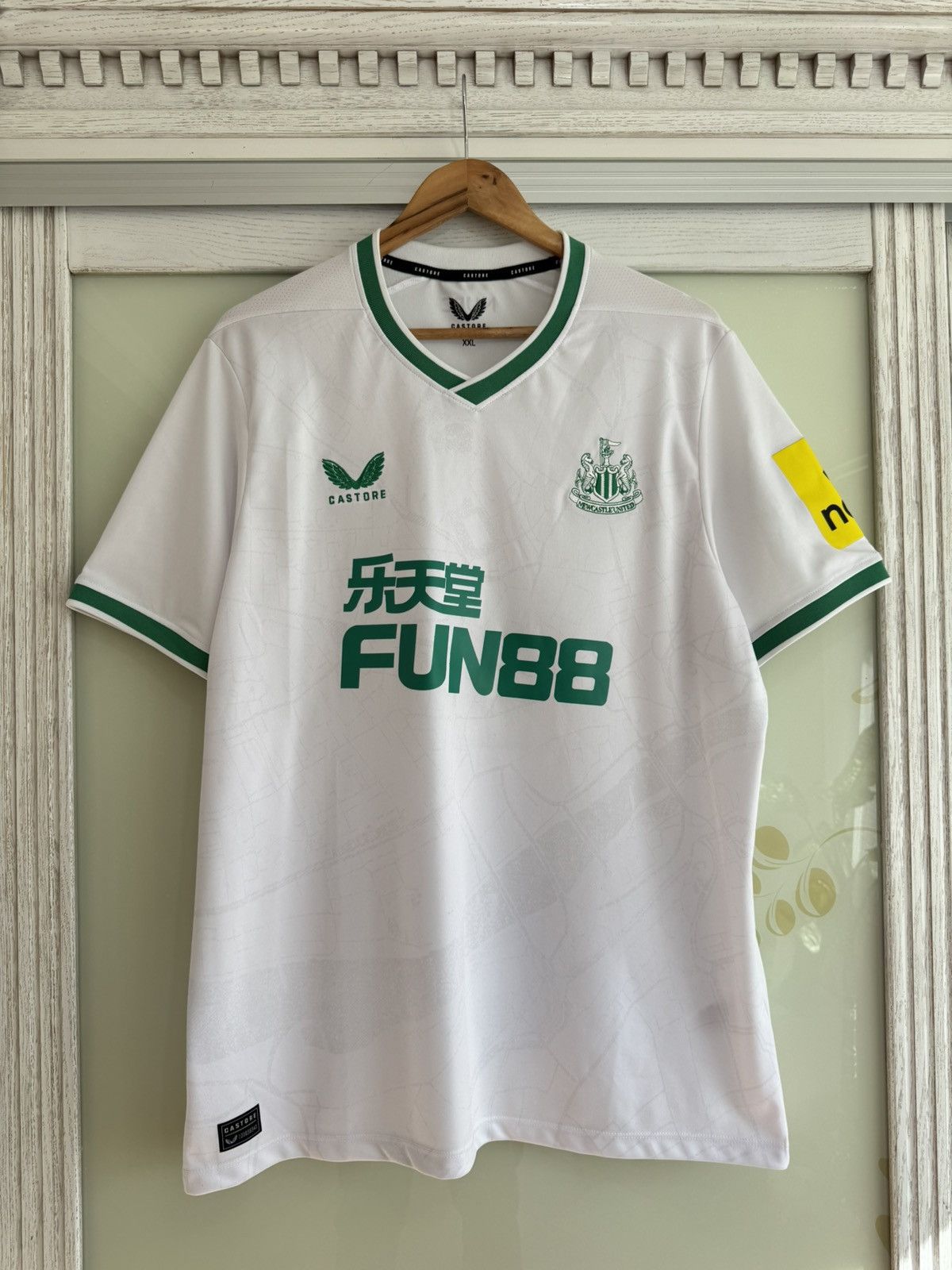 Other Newcastle United 2022-2023 Soccer Jersey Football Kit Shirt Size US XXL / EU 58 / 5 - 1 Thumbnail
