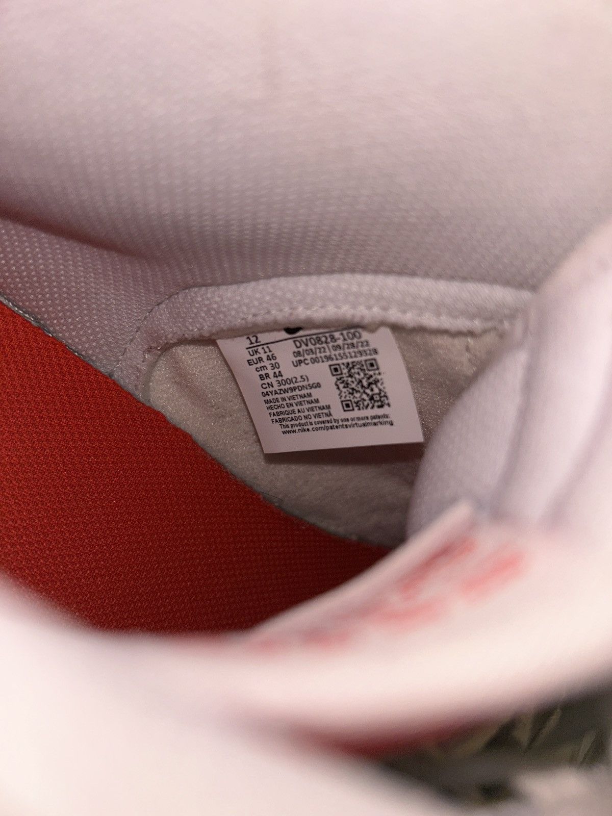 Nike Nike Dunk Hi Retro men’s 12 - white/white/picante red Size US 12 / EU 45 - 6 Thumbnail