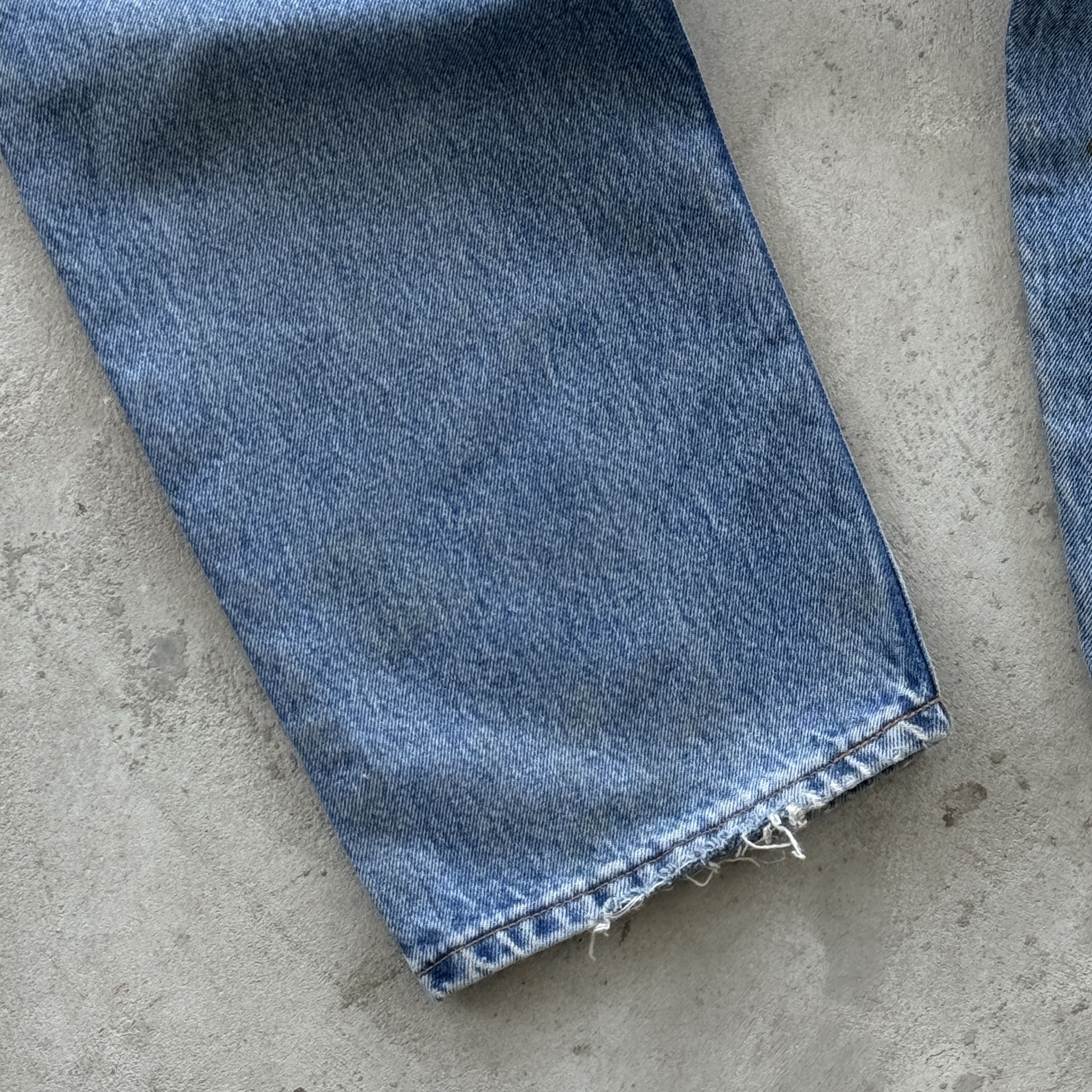 Levi's Vintage Levi's 615 Orange Tab Blue Denim Jeans W36 L32 Size US 30 / EU 46 - 8 Thumbnail