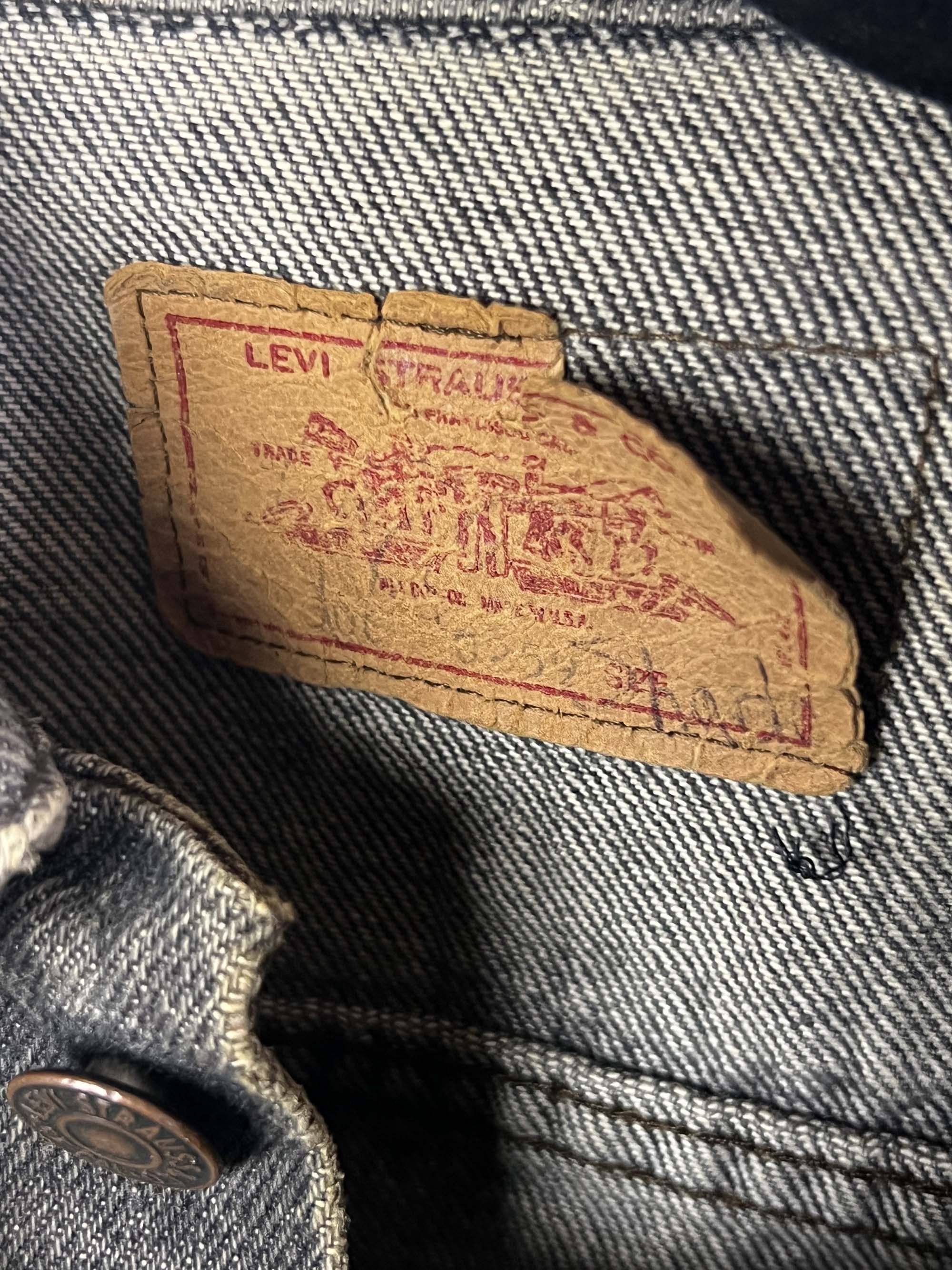 Levi's Vintage Clothing Vintage 1980's Levi's Black Denim 4 Pocket Jean Jacket Size US M / EU 48-50 / 2 - 4 Thumbnail
