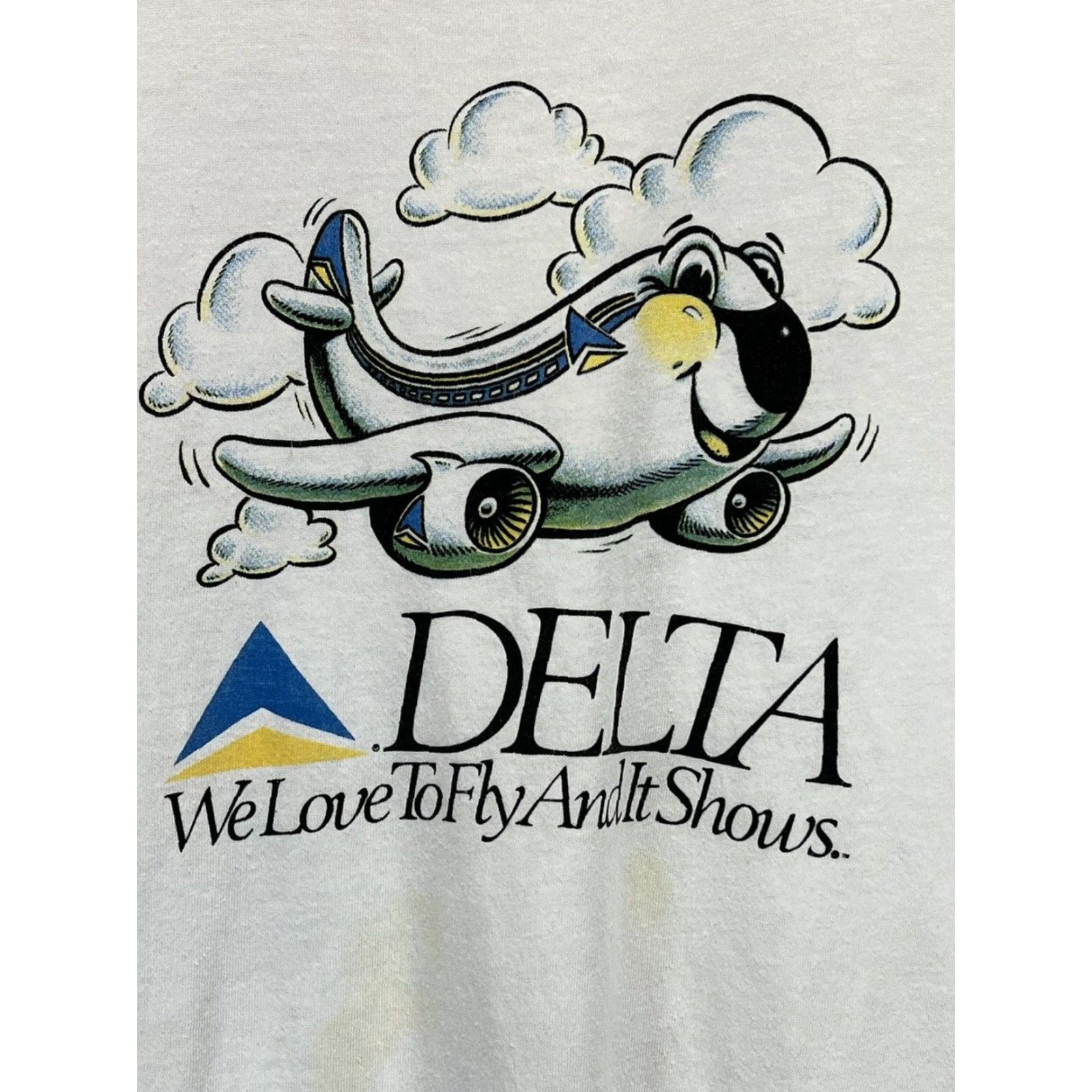 Vintage VINTAGE Delta Airlines T-Shirt Shirt Men's L White Single Stitch Thrashed Made in USA 1990s Decade Size US L / EU 52-54 / 3 - 3 Thumbnail
