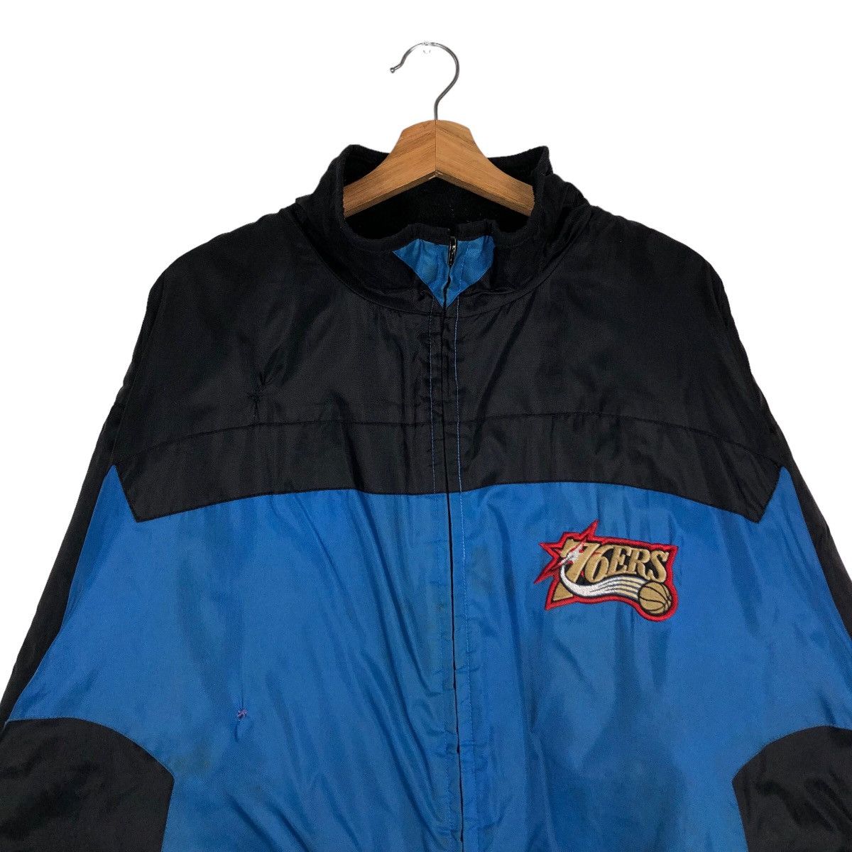 NBA 🔥Vintage Nylon Bomber Jacket NBA 76Ers Big Logo Size US XL / EU 56 / 4 - 3 Thumbnail