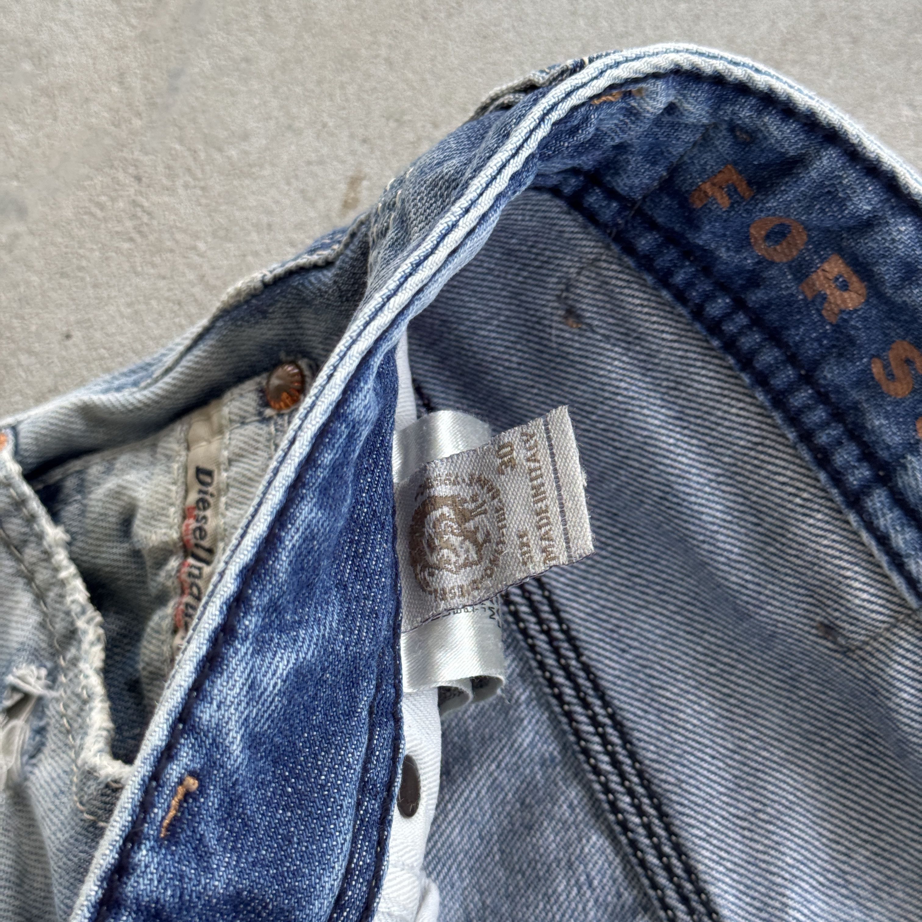 Diesel Diesel Krooley Regular Slim Carrot Distressed Jeans 30x34 Size US 30 / EU 46 - 7 Thumbnail