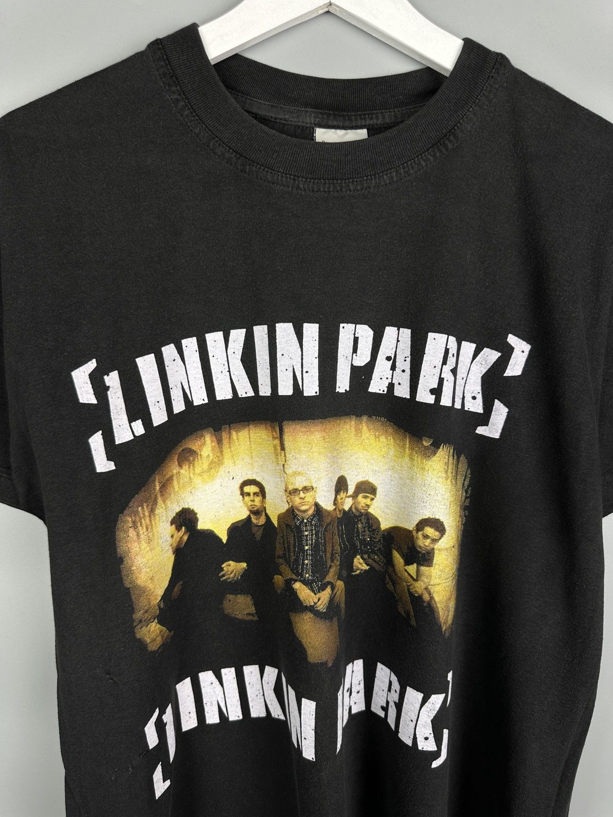 Band Tees Vintage Linkin Park Rock Band Graphic T Shirt Tee Y2K Size US M / EU 48-50 / 2 - 3 Thumbnail