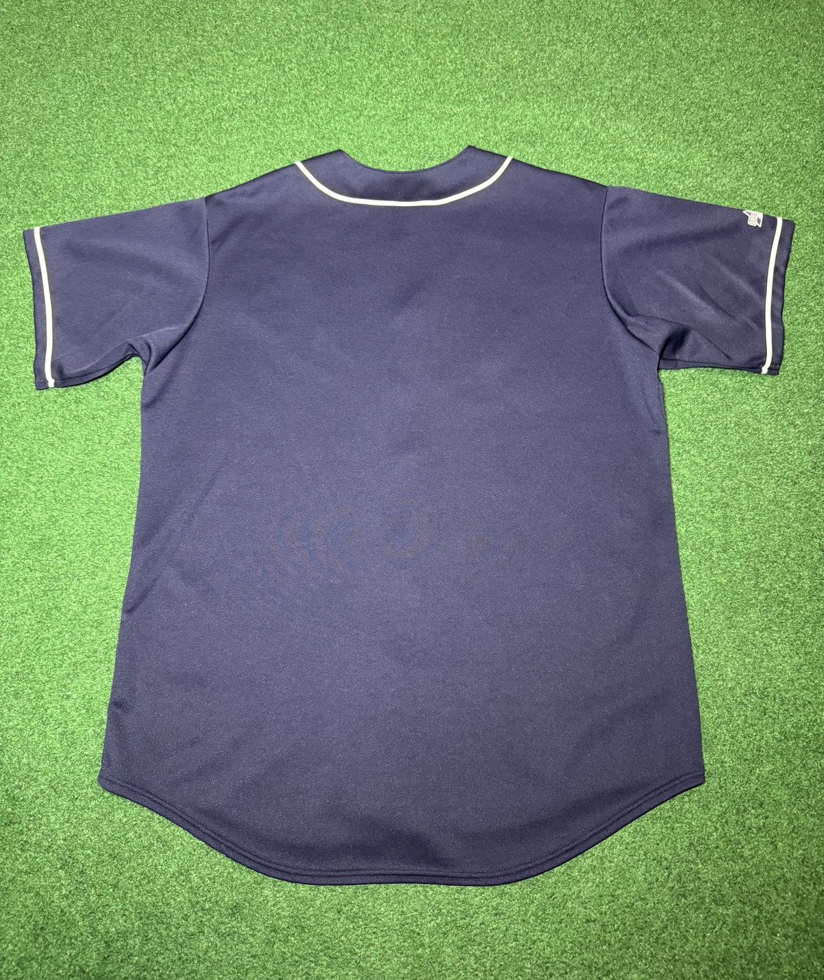 Majestic Cleveland Indians Vintage XL/XXL 24x32 MLB Baseball Jersey Size US XL / EU 56 / 4 - 6 Thumbnail