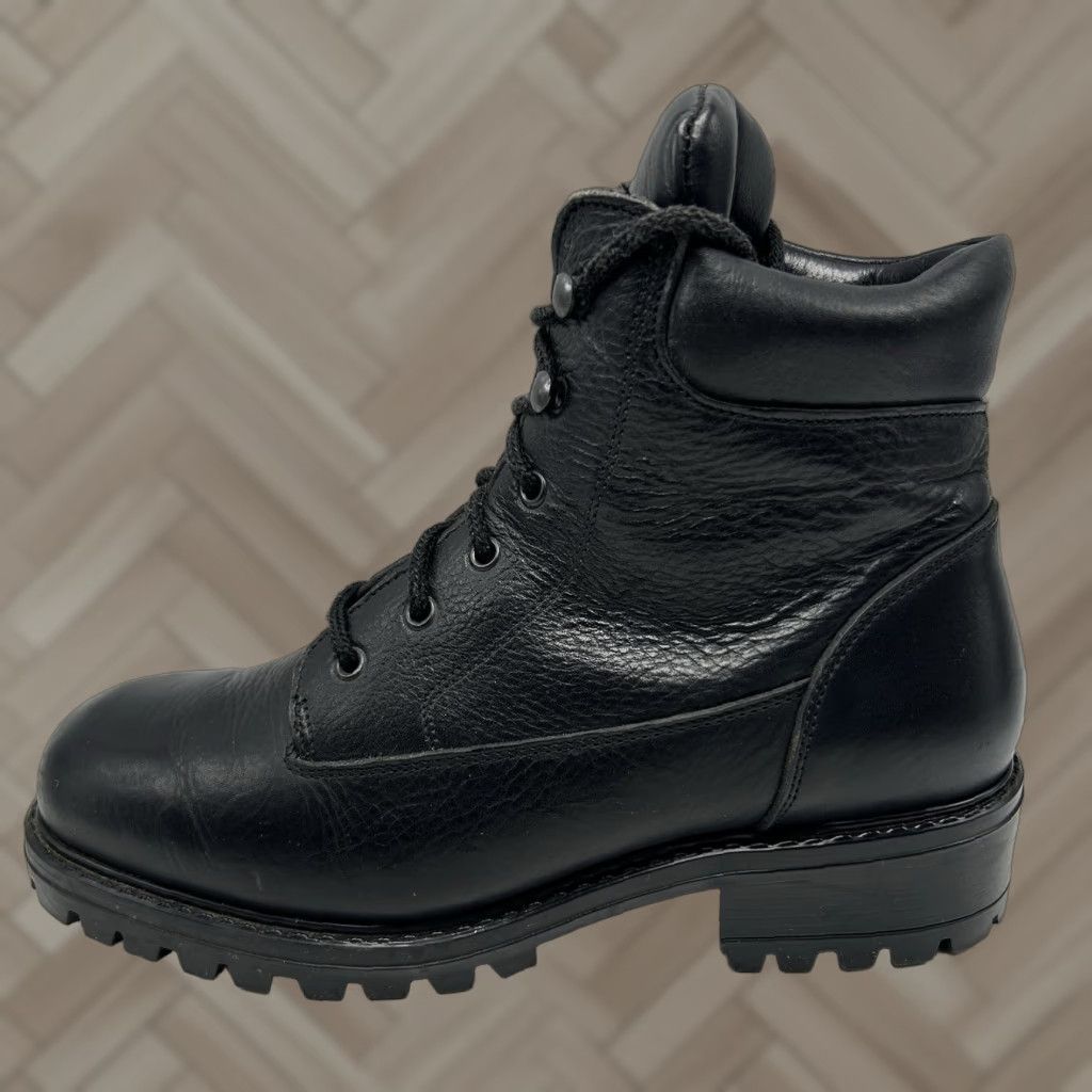 Vintage L.L.Bean Combat Boots Womens 11 M Black Leather Lug Sole Lace Up Boots 90510 White? Size US 11 / IT 41 - 1 Thumbnail