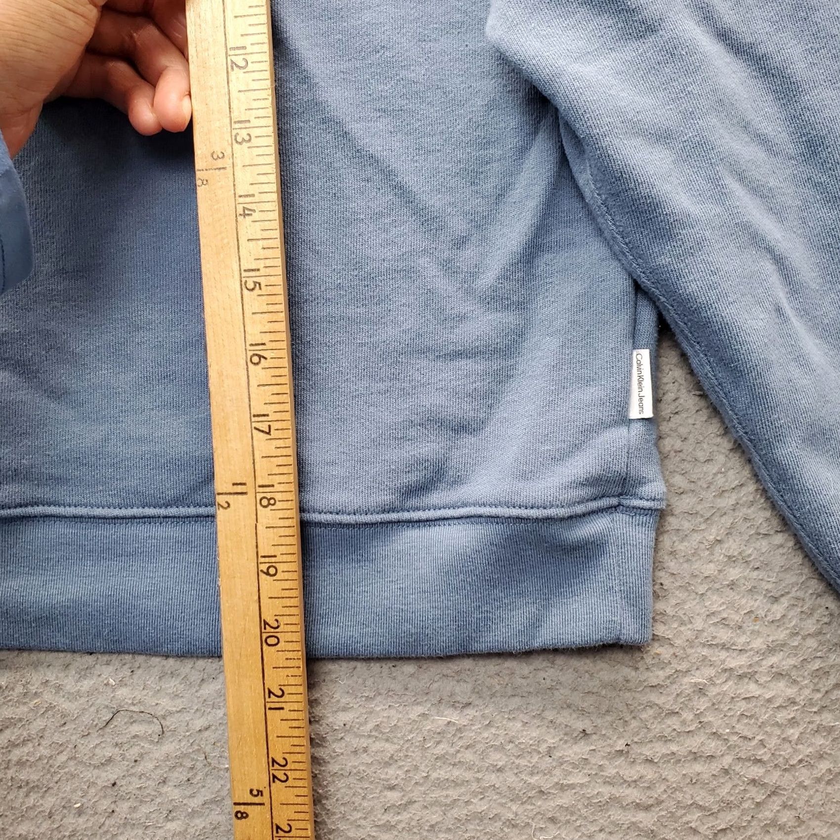 Calvin Klein Calvin Klein Jeans Hoodie Womens Small Blue Cropped Pullover Ribbed Cuff Hem Sh Size S / US 4 / IT 40 - 4 Thumbnail
