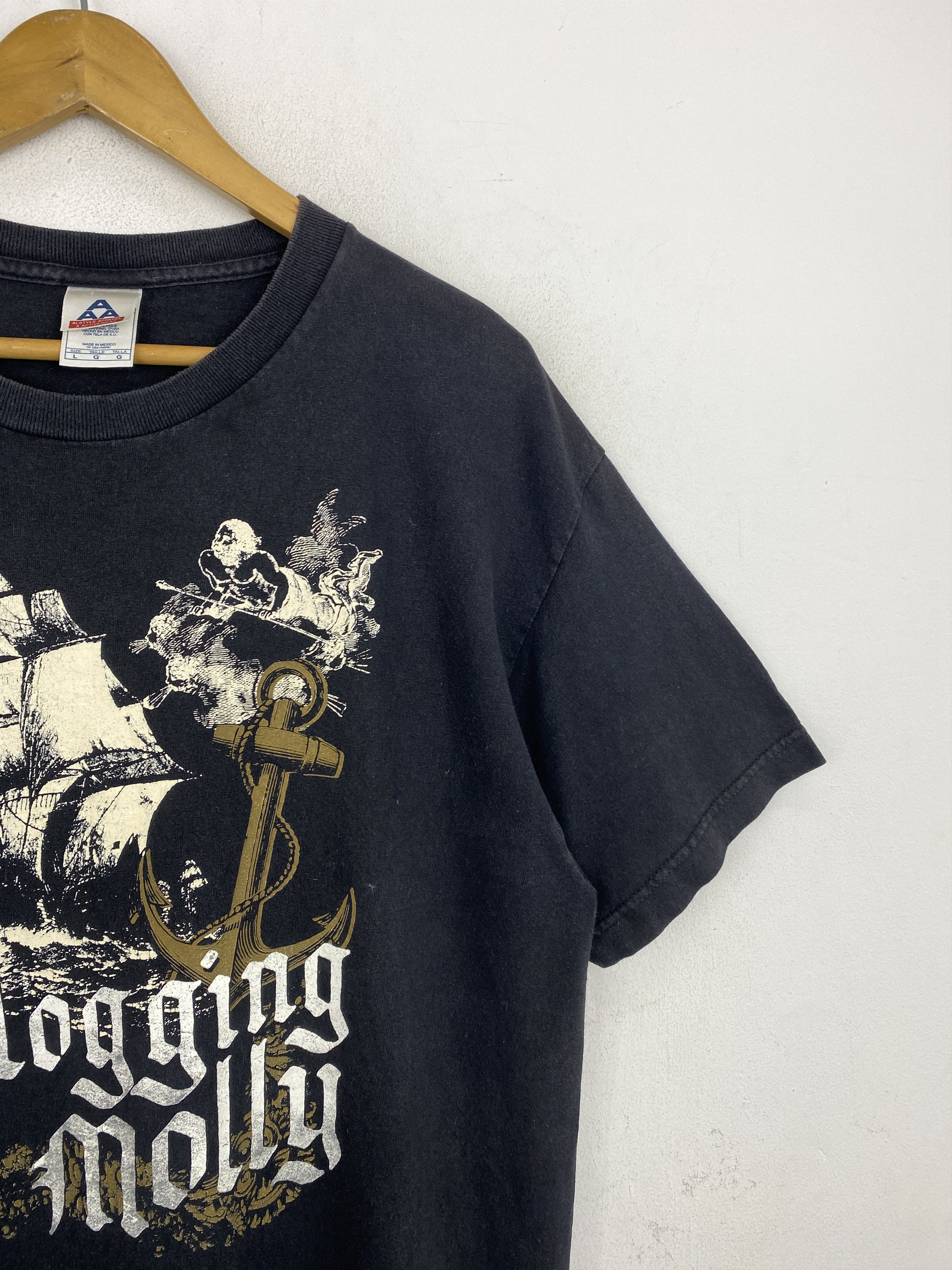 Band Tees × Vintage Vintage Flogging Molly Punk Band Tee TA0652 Size US L / EU 52-54 / 3 - 11 Thumbnail