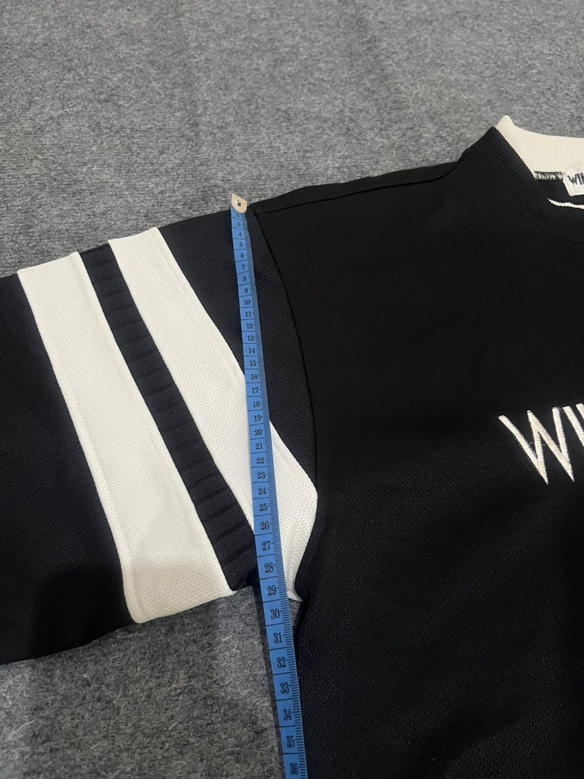 Japanese Brand Vintage 90s Wike & Lon International Graphic Sweatshirt Size US XL / EU 56 / 4 - 8 Thumbnail