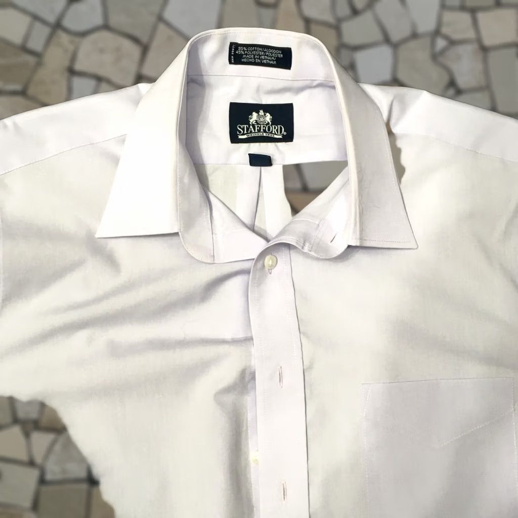 Stafford Stafford Shirt Mens 16 32-33 Wrinkle Free Button Down light colored lavender Size US L / EU 52-54 / 3 - 1 Thumbnail