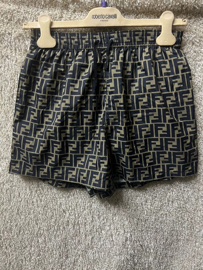 Fendi Fendi Women's Monogram Beach Shorts Size 30" / US 8 / IT 44 - 1 Thumbnail