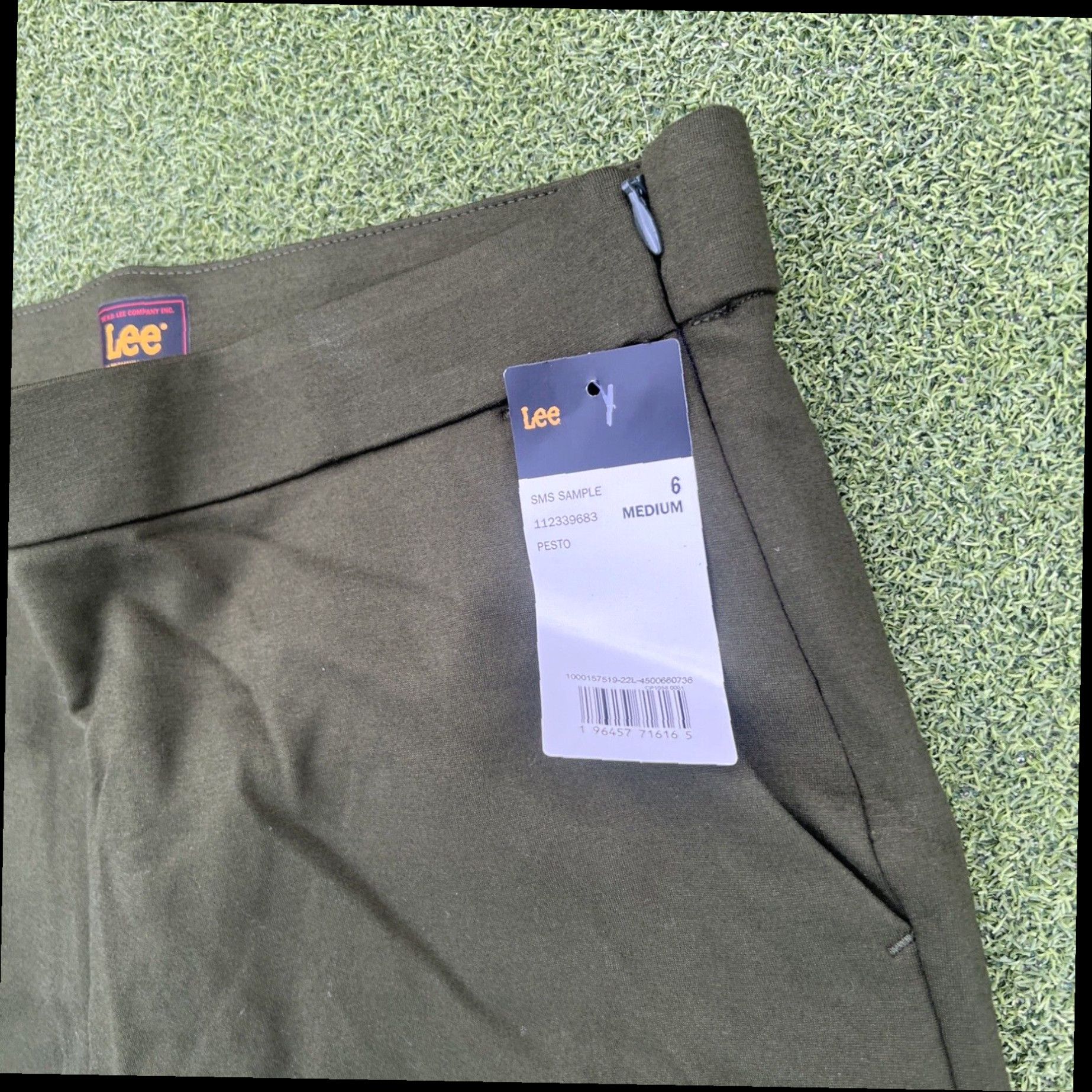 Lee Lee Pants Womens 6M Dark Green Straight Leg Trouser Regular Fit Mid Rise Zip Fly Size 28" / US 6 / IT 42 - 2 Thumbnail