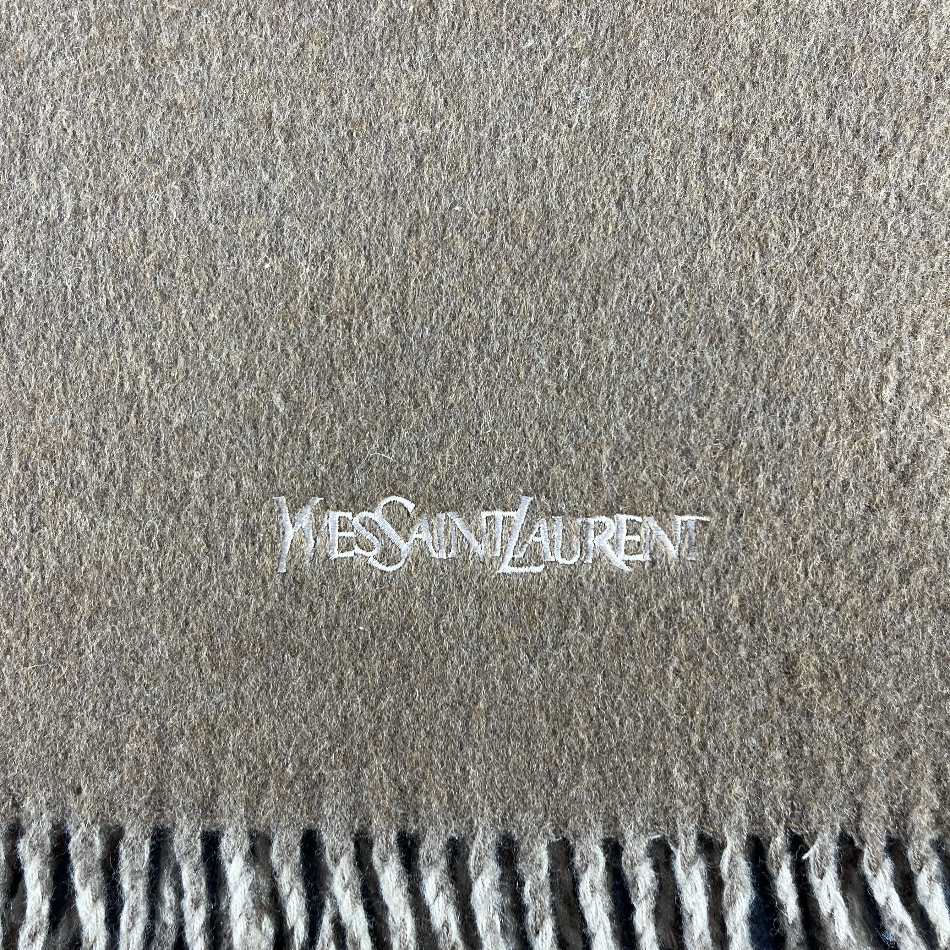 Vintage Vintage Yves Saint Laurent Scarf / Muffler / Neckwear T1432 Size ONE SIZE - 5 Thumbnail