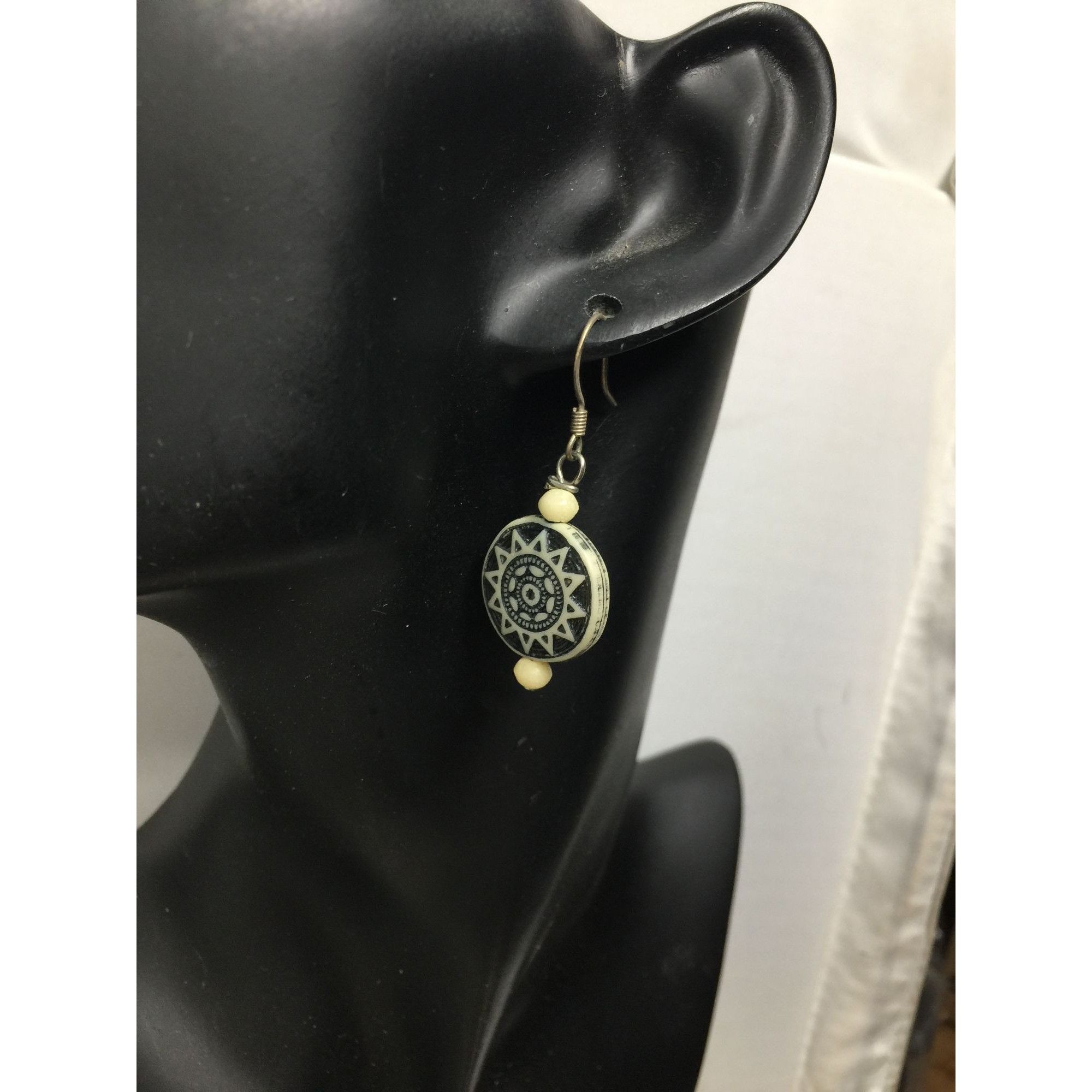 Other Women's Ornate Aztec Sunburst Patterned Earrings Size ONE SIZE - 3 Thumbnail
