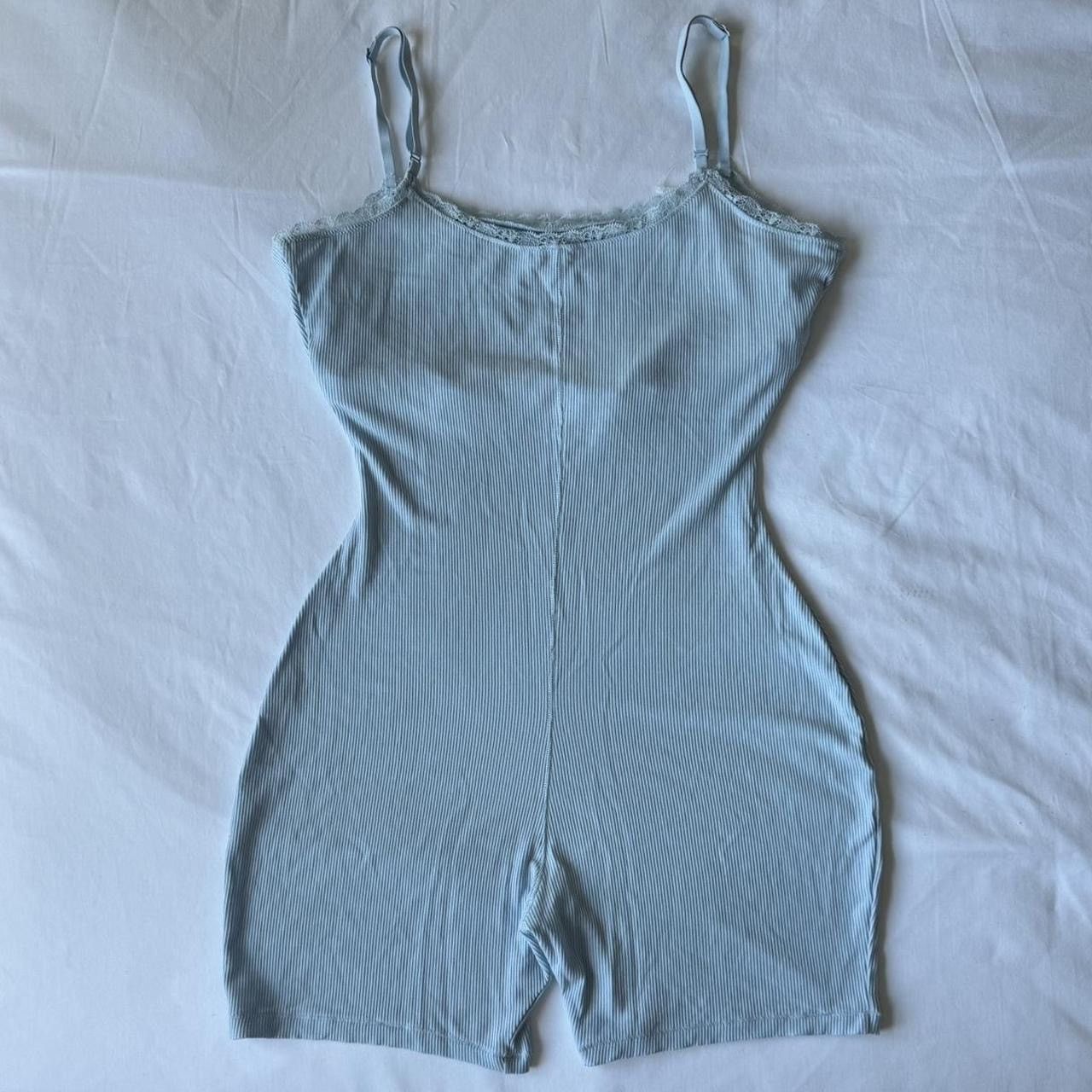 SKIMS Skims Soft Lounge Lace Scoop Onesie Size M / US 6-8 / IT 42-44 - 2 Thumbnail
