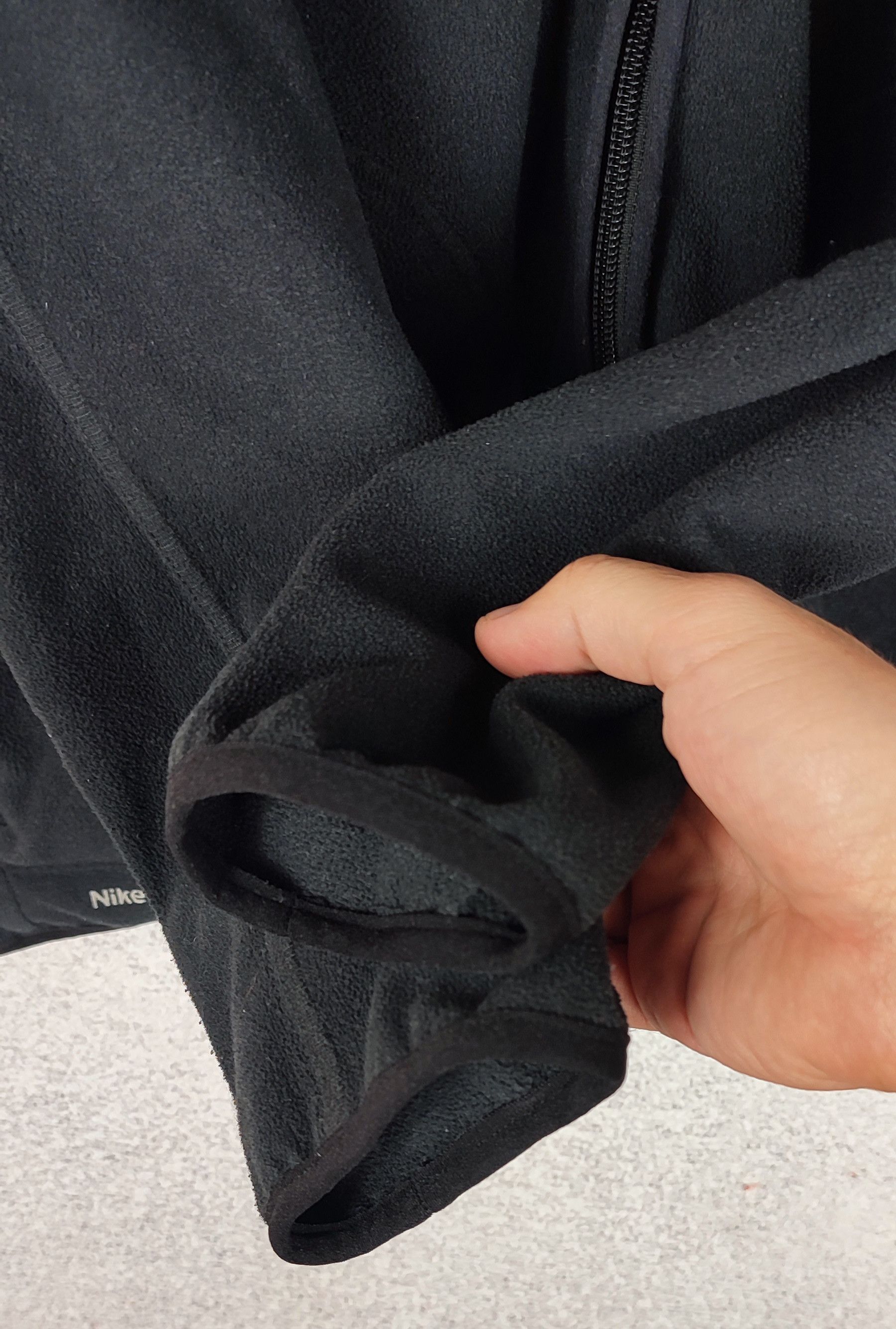 Nike 🔥 Nike Fleece Zip Jacket Vintage Black y2k Therma Fit Size US L / EU 52-54 / 3 - 6 Thumbnail