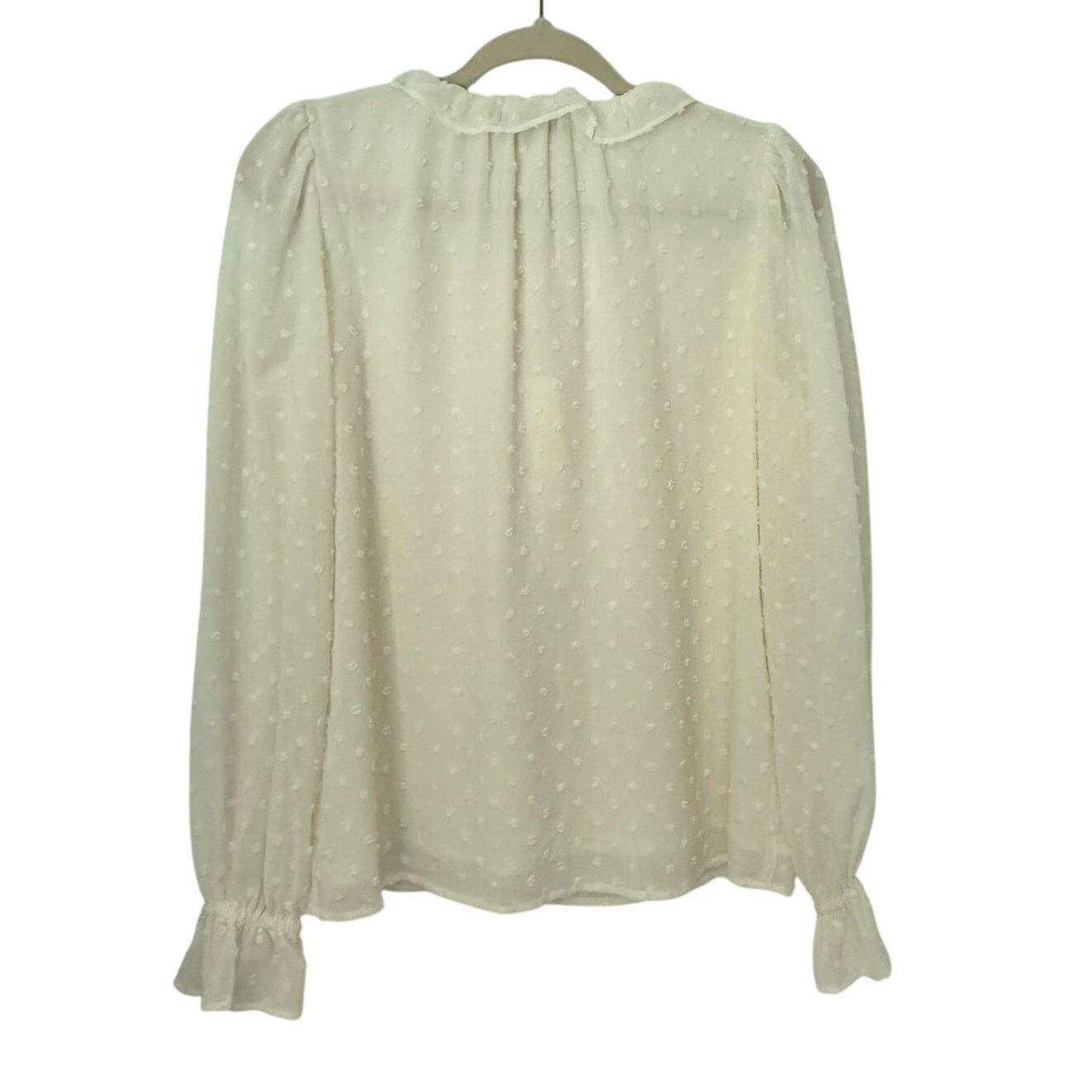 Loft NWT LOFT Cream Textured Button Blouse – Size XS Size XS / US 0-2 / IT 36-38 - 4 Thumbnail