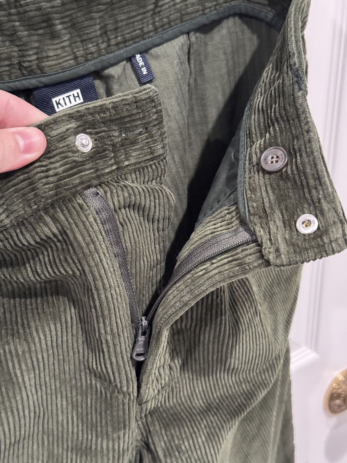 Kith Kith Mens Dark Green Corduroy Pants Size S (fits 30-31) Size US 30 / EU 46 - 8 Thumbnail