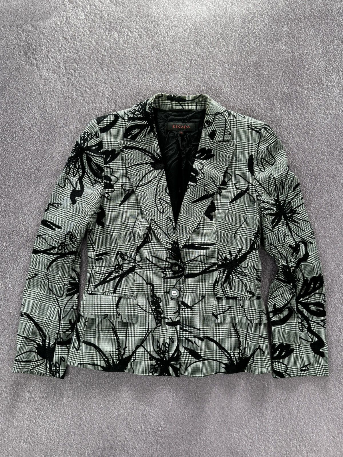 Escada Escada Y2K Luxury Floral Design Blazer Jacket Size XS / US 0-2 / IT 36-38 - 1 Thumbnail
