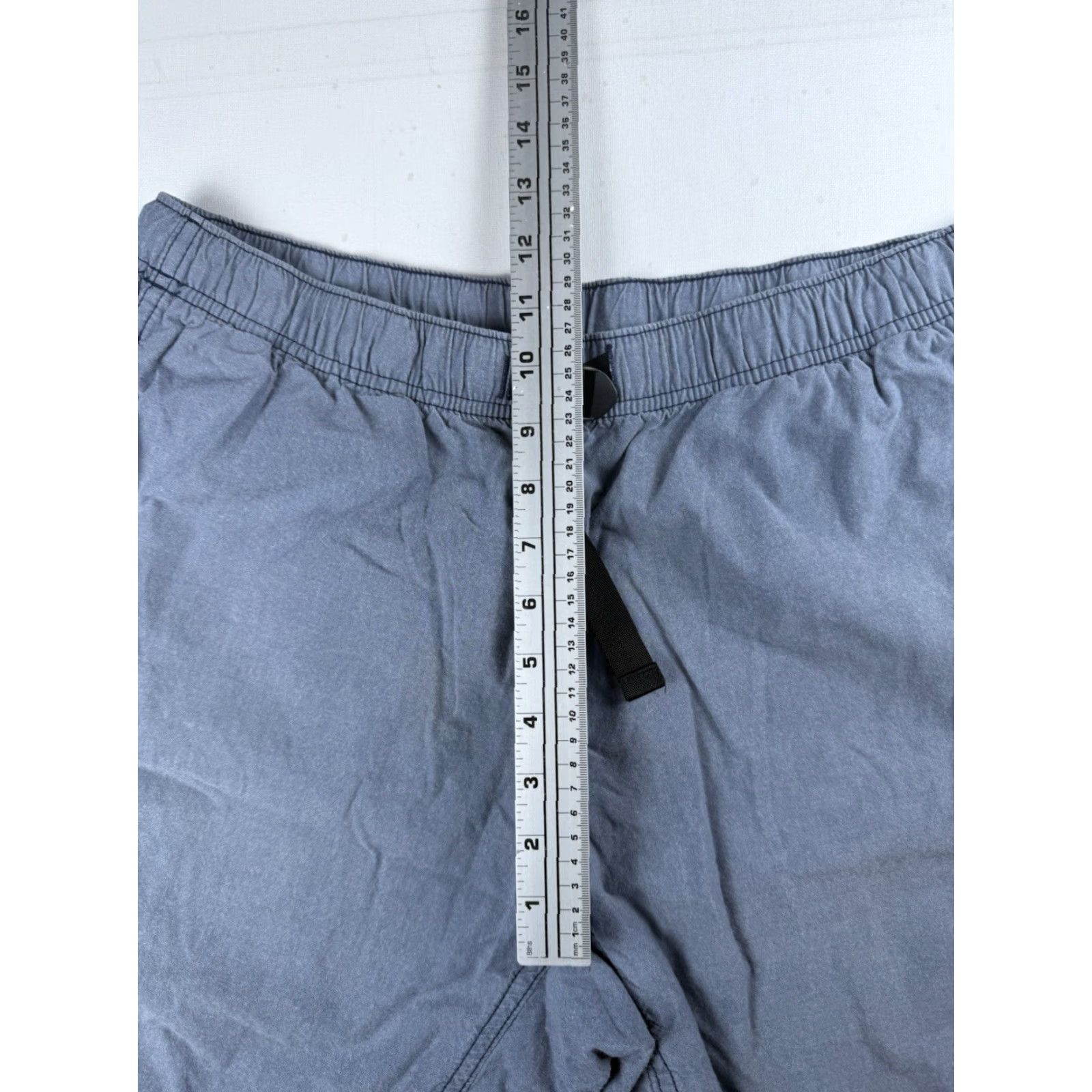 Eddie Bauer Eddie Bauer Cargo Shorts Mens L Belted Blue Nylon Outdoor Hiking Cargo Pocket Regular Color Blue Size US 33 - 5 Thumbnail