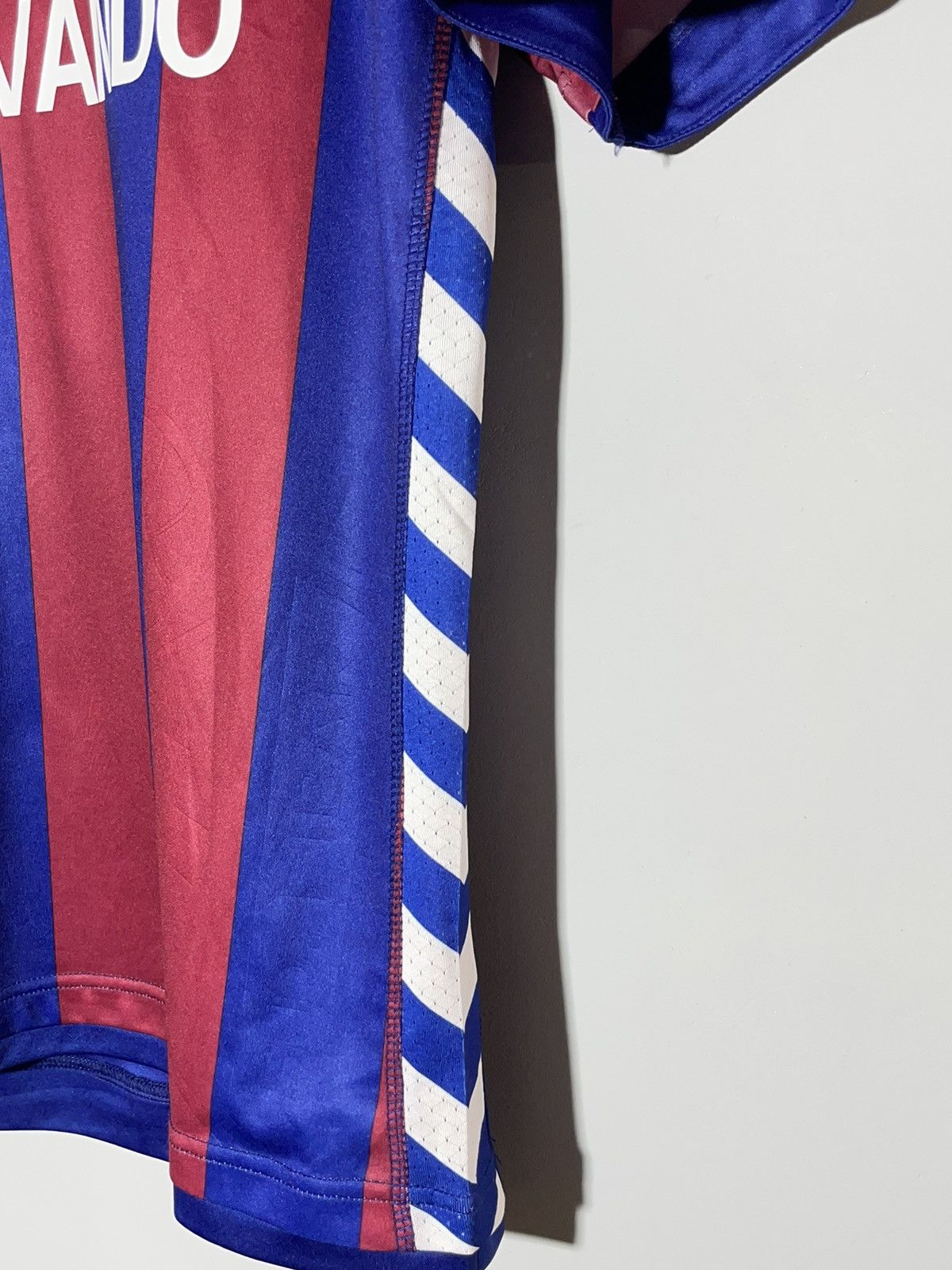 Hummel Eibar Hummel 2014/15 Home Y2k Football Shirt Soccer Jersey Size US S / EU 44-46 / 1 - 8 Thumbnail