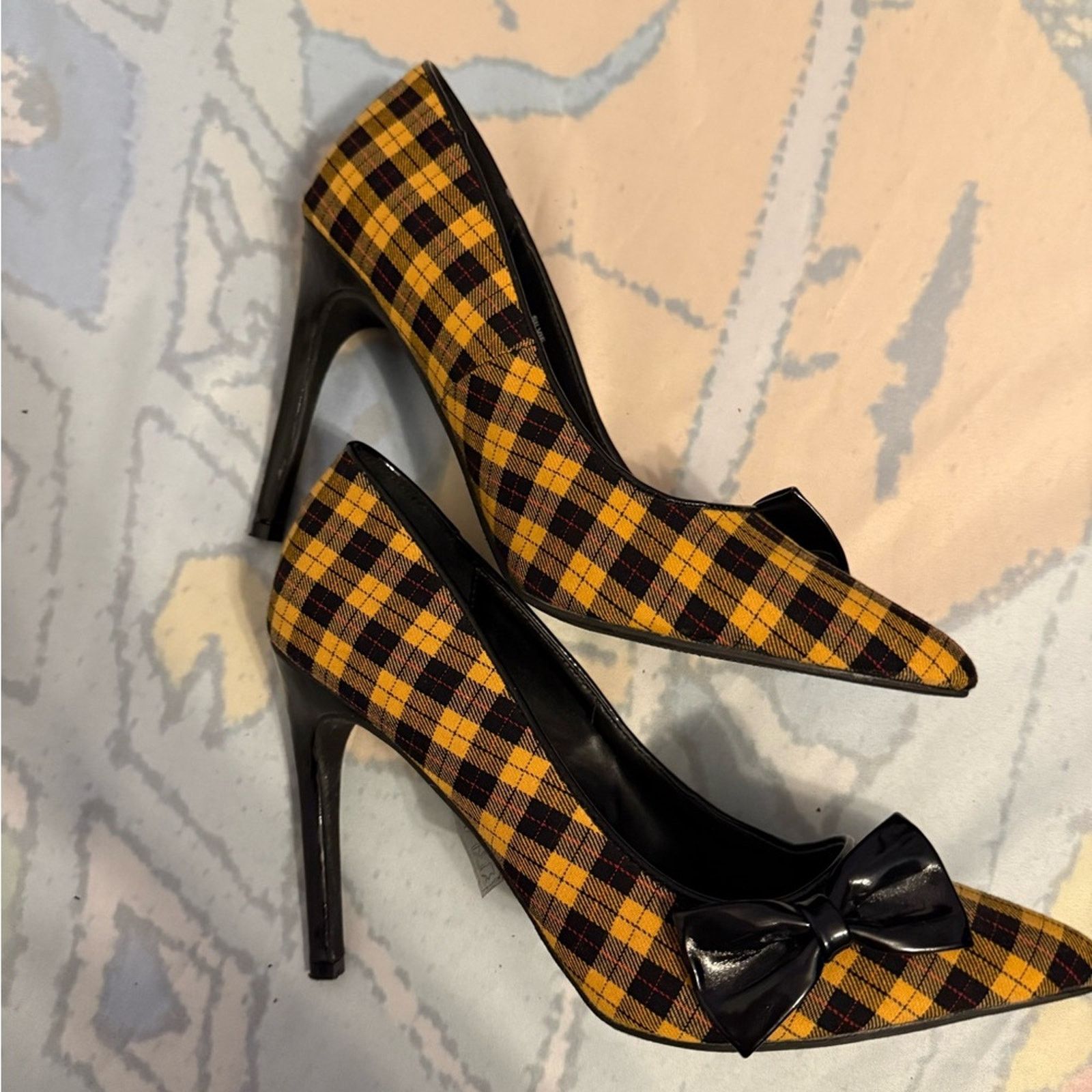 Madison Madison Yellow and Black Plaid Heels Size US 9.5 / IT 39.5 - 1 Thumbnail