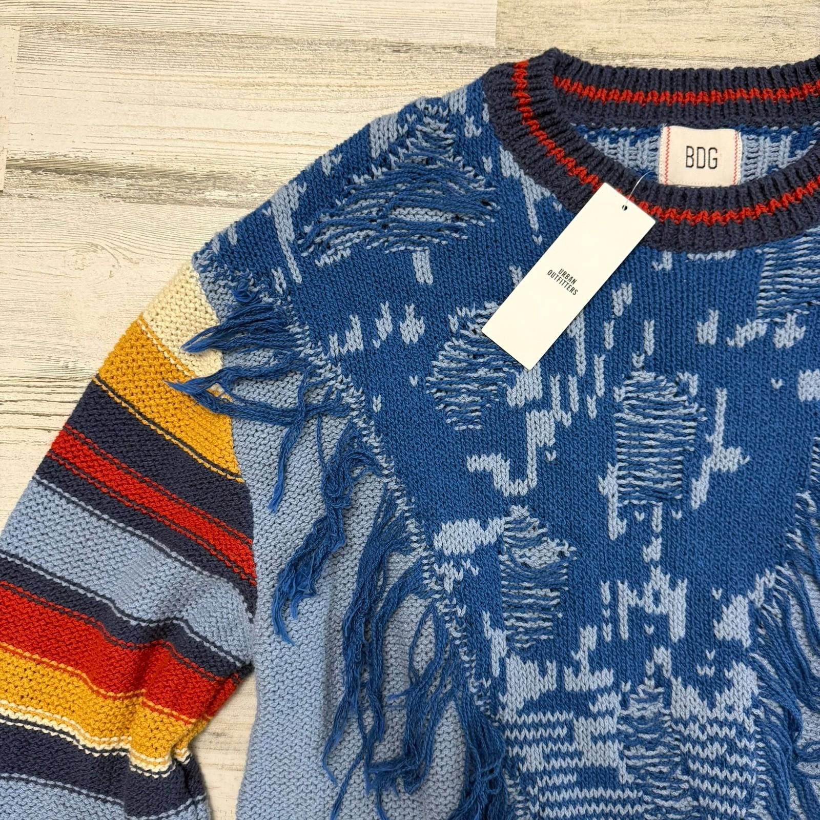 Urban Outfitters Urban outfitters striped distressed striped sweater size m Size M / US 6-8 / IT 42-44 - 2 Thumbnail