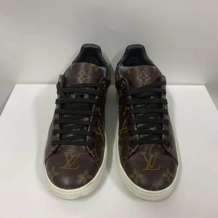 Louis Vuitton Louis Vuitton Stylish Low-Top Canvas Sneakers -2508 Size US 6 / IT 36 - 2 Thumbnail