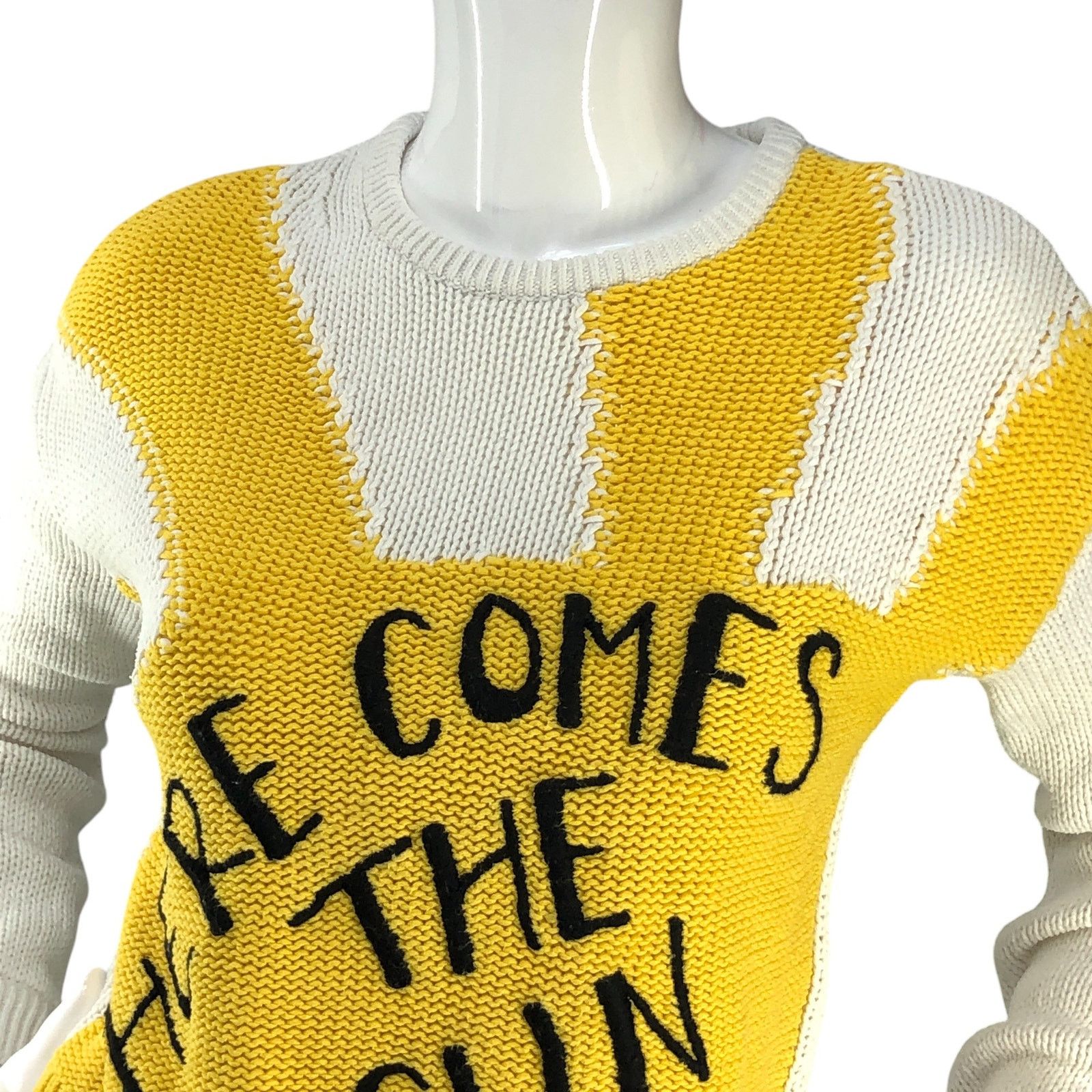 Alice + Olivia Alice + Olivia x The Beatles "Here Comes The Sun" Sweater XS Size XS / US 0-2 / IT 36-38 - 2 Thumbnail