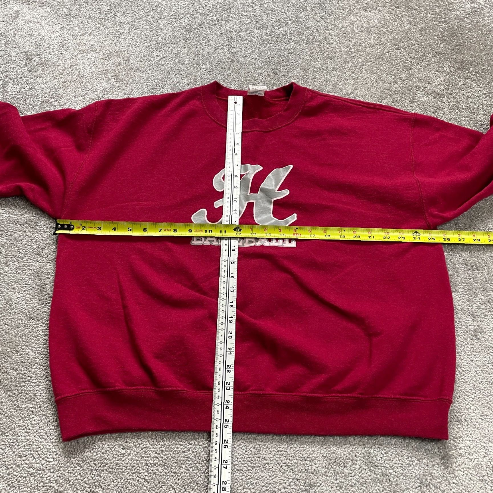 Gildan Gildan Heavy Cotton Pullover Sweatshirt Mens XL Red Logo Knit Fleece Solid Long Sleeve Crew Neck All Seasons Classic Baseball Outdoor Size US XL / EU 56 / 4 - 7 Thumbnail