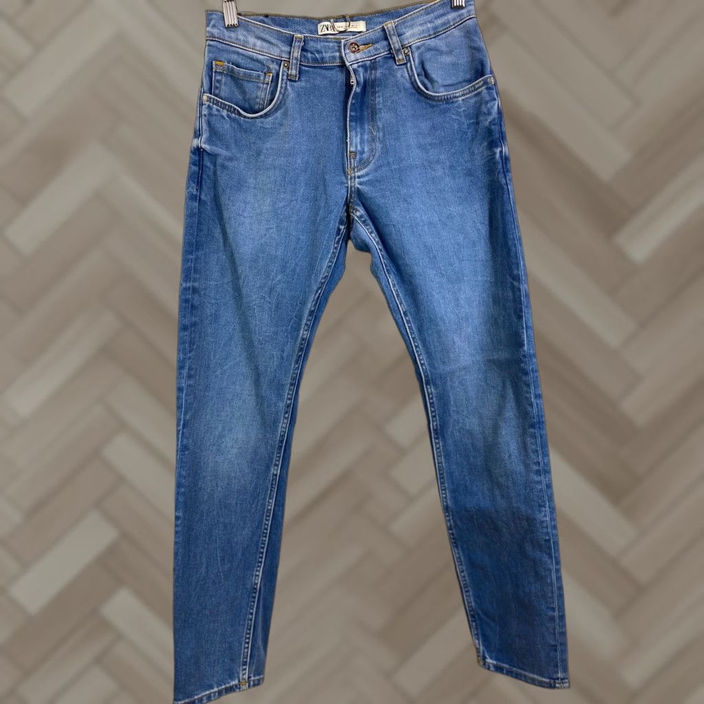 Zara Zara Jeans Women's Size 31 Light Wash Blue Denim 5-Pocket Relaxed Regular Belt Loops Vintage No Size 24" / US 00 / IT 34 - 1 Thumbnail