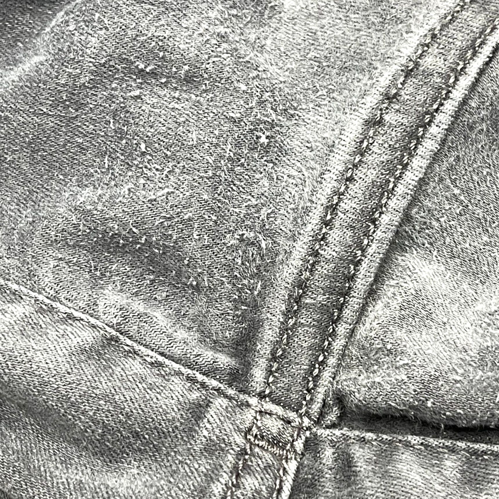 Gap VINTAGE Gap Jeans Women 33 Gray Denim Minimalist Skinny Pilling Inner Thigh 5-Pocket Design belt Loops Jeans Mens Women Girls Size 24" / US 00 / IT 34 - 6 Thumbnail