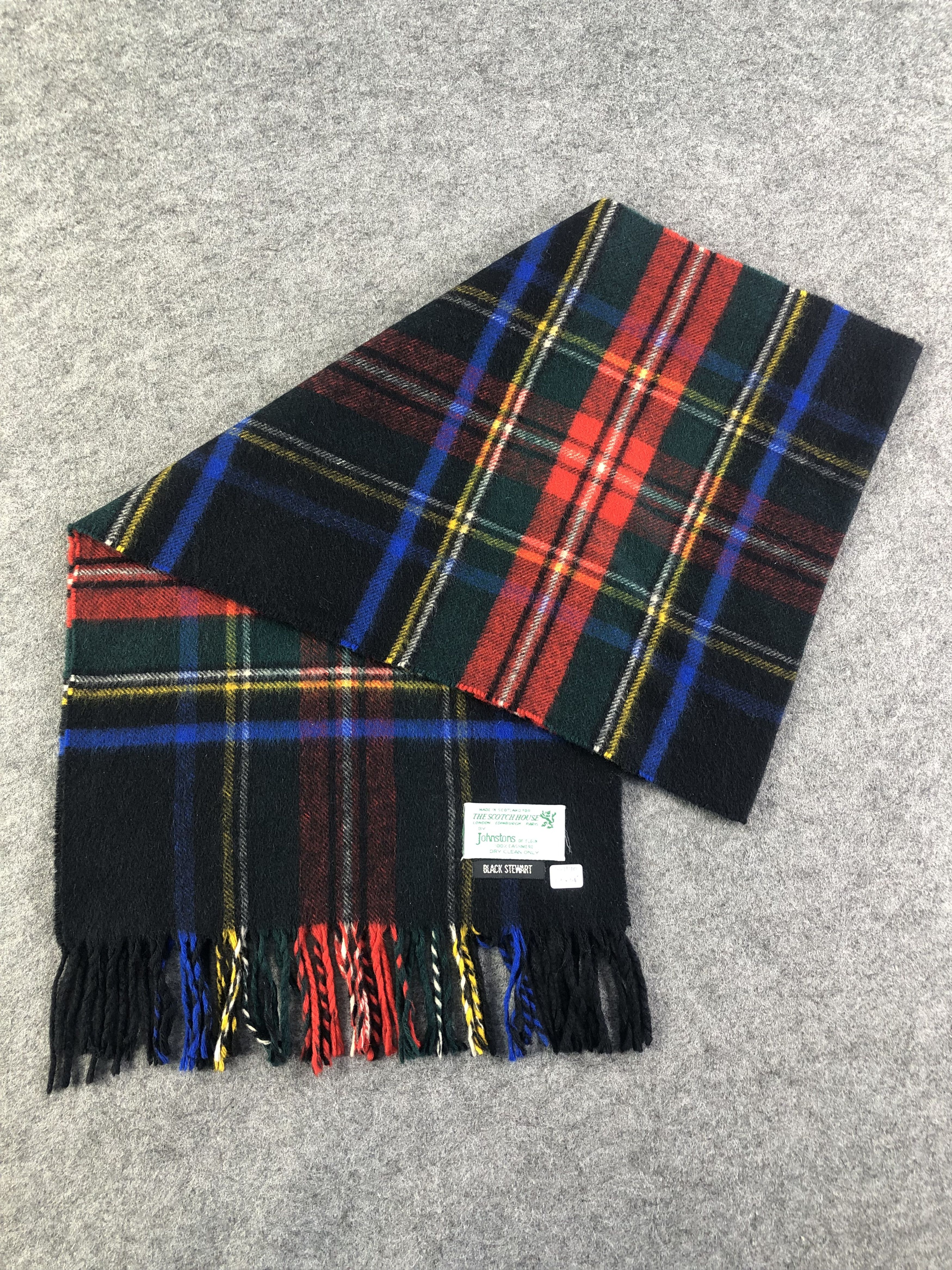 Johnstons Of Elgin Johnstons Of Elgin Scarf / Muffler / Neckwear Size ONE SIZE - 5 Thumbnail