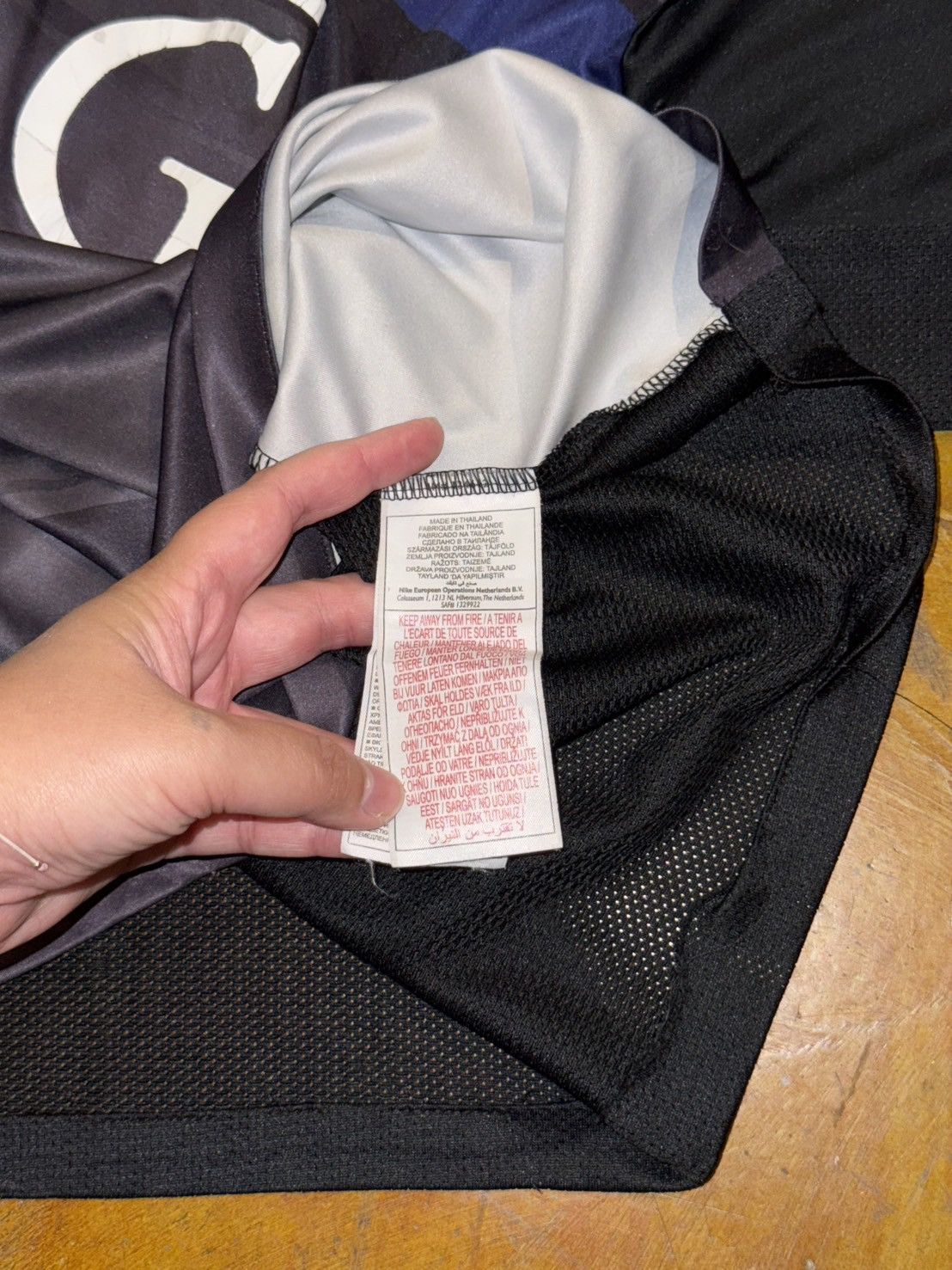 Nike Manchester United 2009-10 Nike Training Jersey Size US XL / EU 56 / 4 - 5 Thumbnail