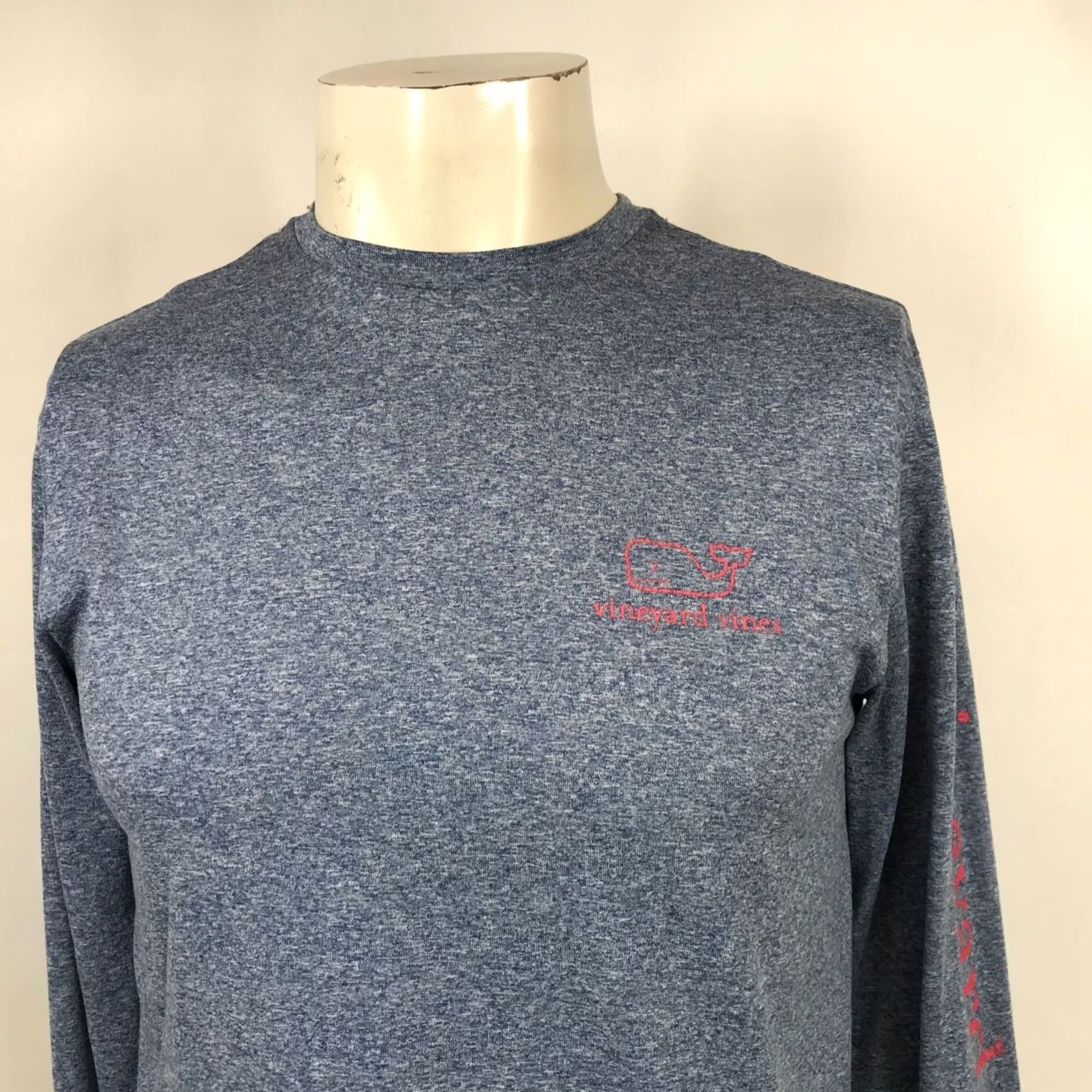 Vineyard Vines VINEYARD VINES MEN'S XS BLUE CREW NECK LONG SLEEVE T-SHIRT - PERFORMANCE Shirt Size US XS / EU 42 / 0 - 3 Thumbnail