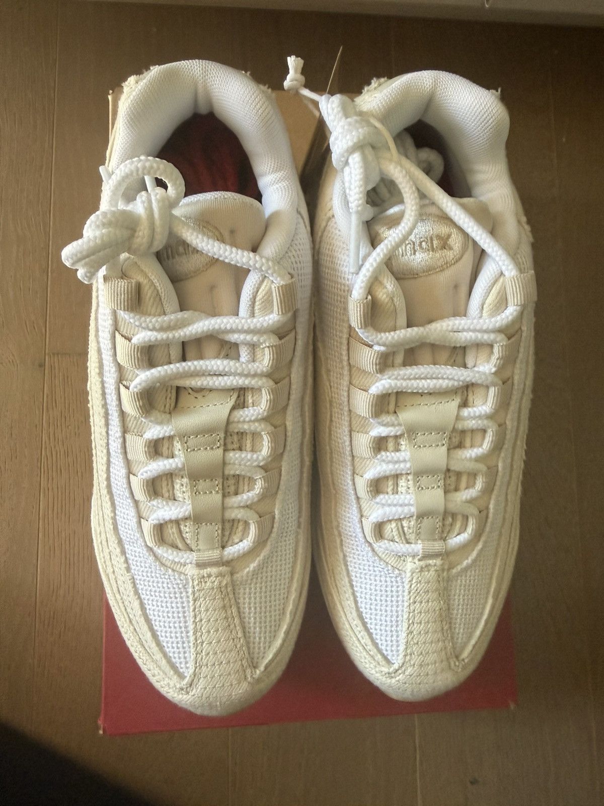 Levi's × Nike Nike Levi's x Air Max 95 OG Men’s Size 6 Light Orewood Brown Size US 6 / EU 39 - 6 Thumbnail