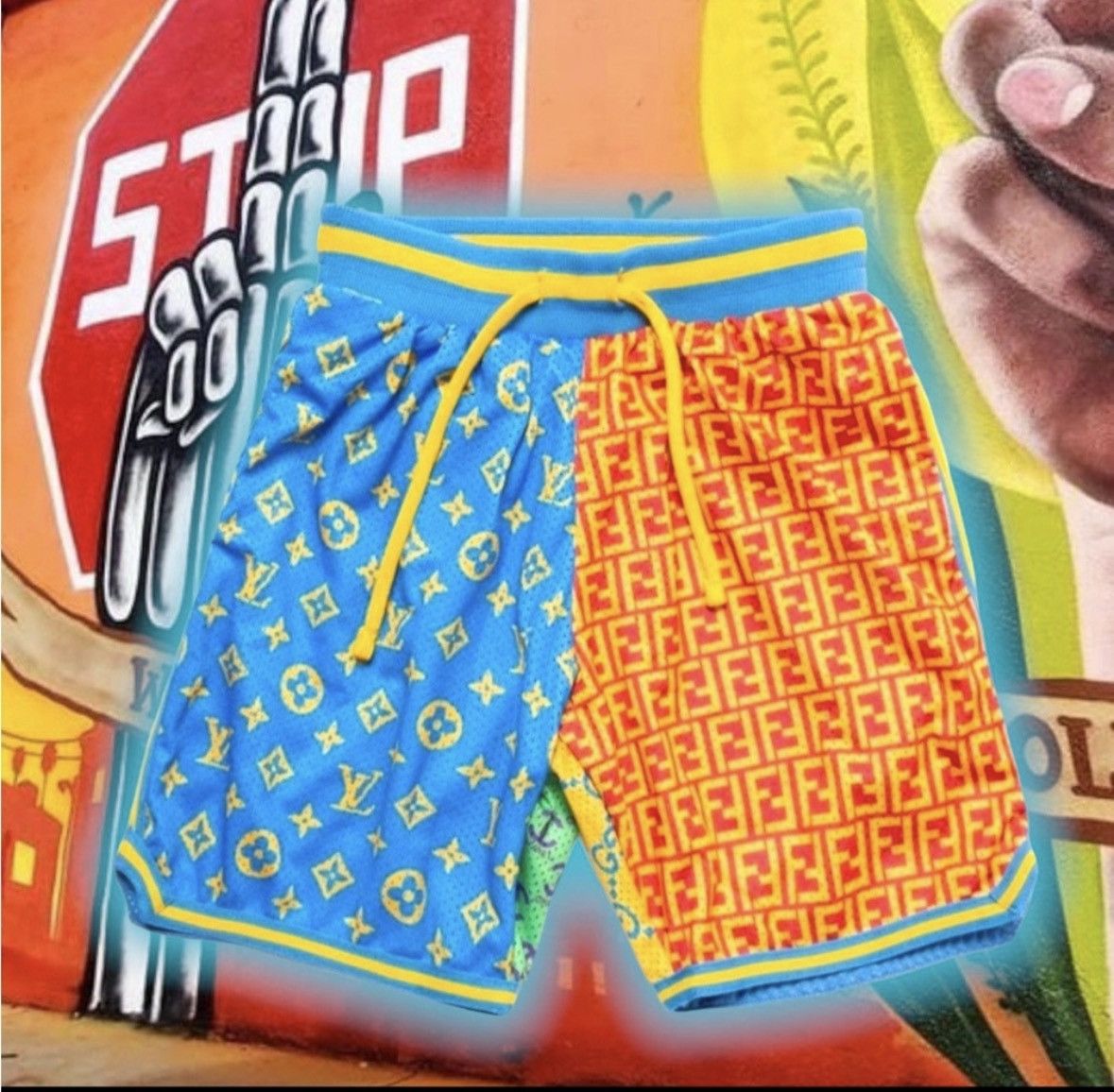 Market 🆕 CHiNaToWN MaRKeT DeSiGNeR 👩🏾‍🎨🥾🦵🏾 (MULTI) MoNo SHoRTs 🩳 Size US 31 - 1 Thumbnail