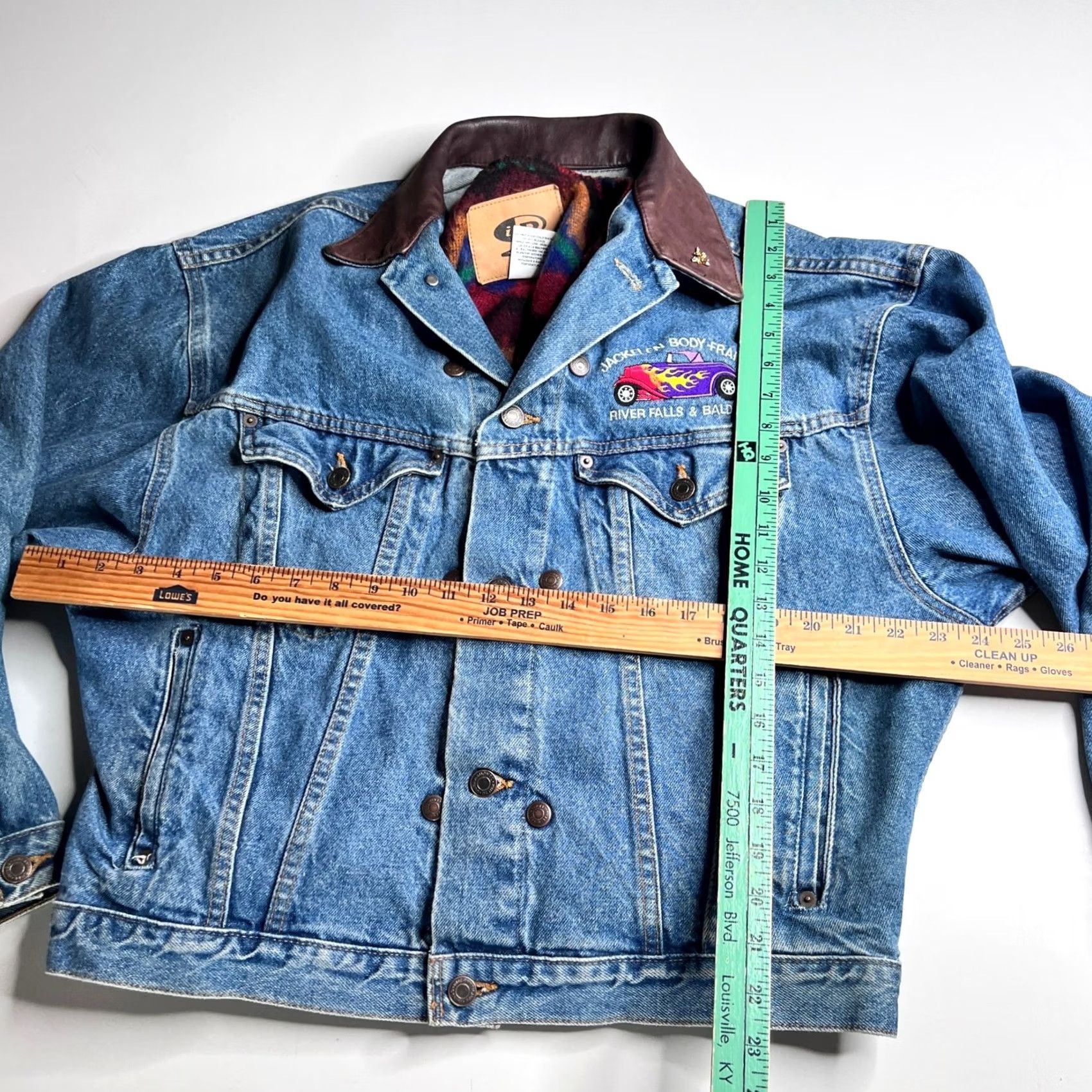Vintage VINTAGE International Denim ID Wear Trucker Jacket Leather Collar Embroidered Geometric Mickey? Size US M / EU 48-50 / 2 - 5 Thumbnail