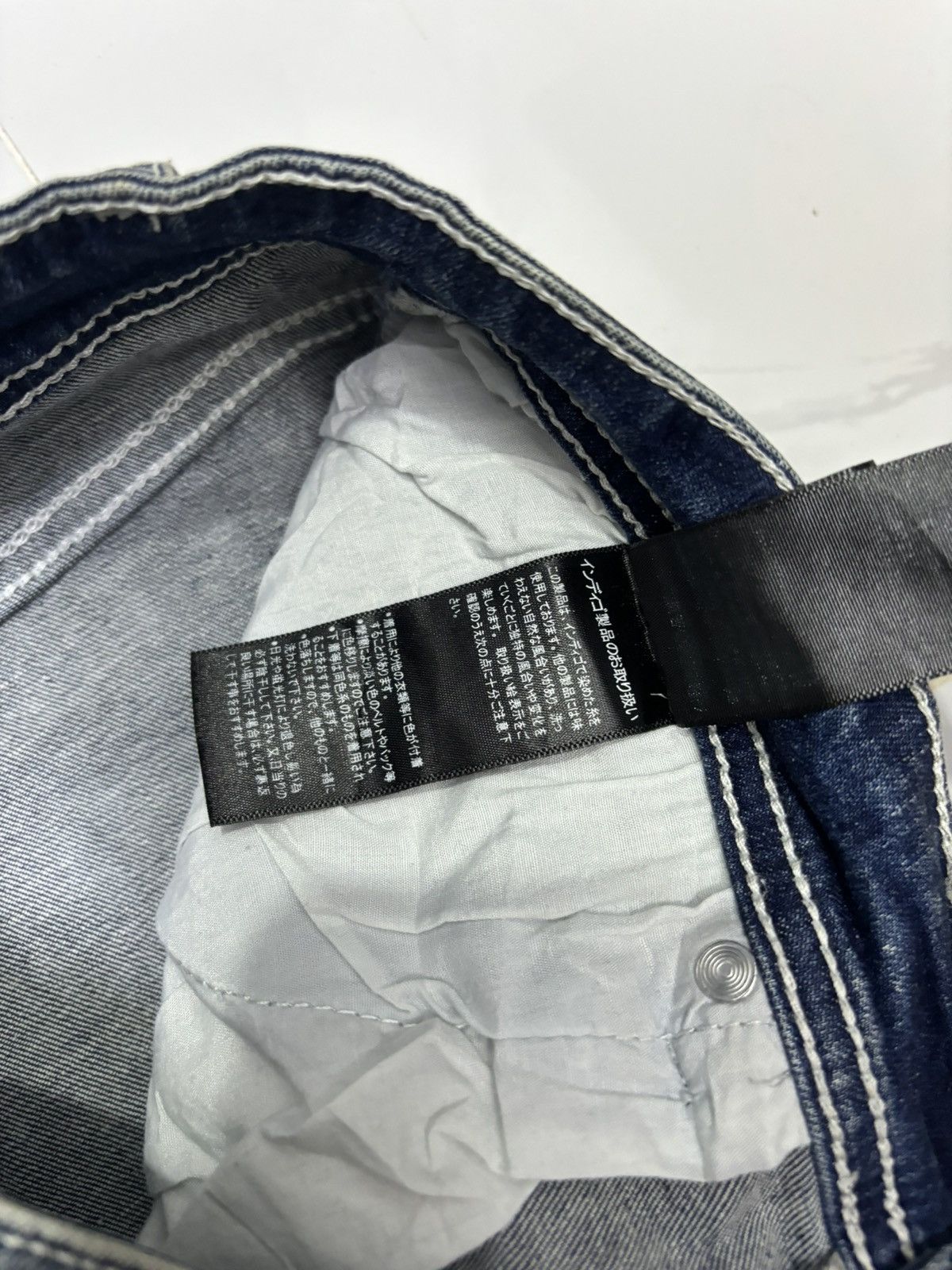 Japanese Brand VINTAGE V-MEN THRASHED PATCHWORK DISTRESS DENIM JEANS Size US 30 / EU 46 - 11 Thumbnail