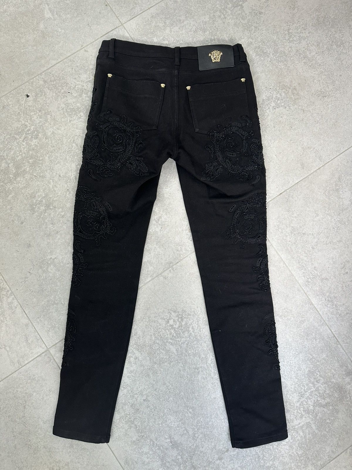 Versace Versace Embroidered and Beaded Jeans - As New Size 28" / US 6 / IT 42 - 2 Thumbnail