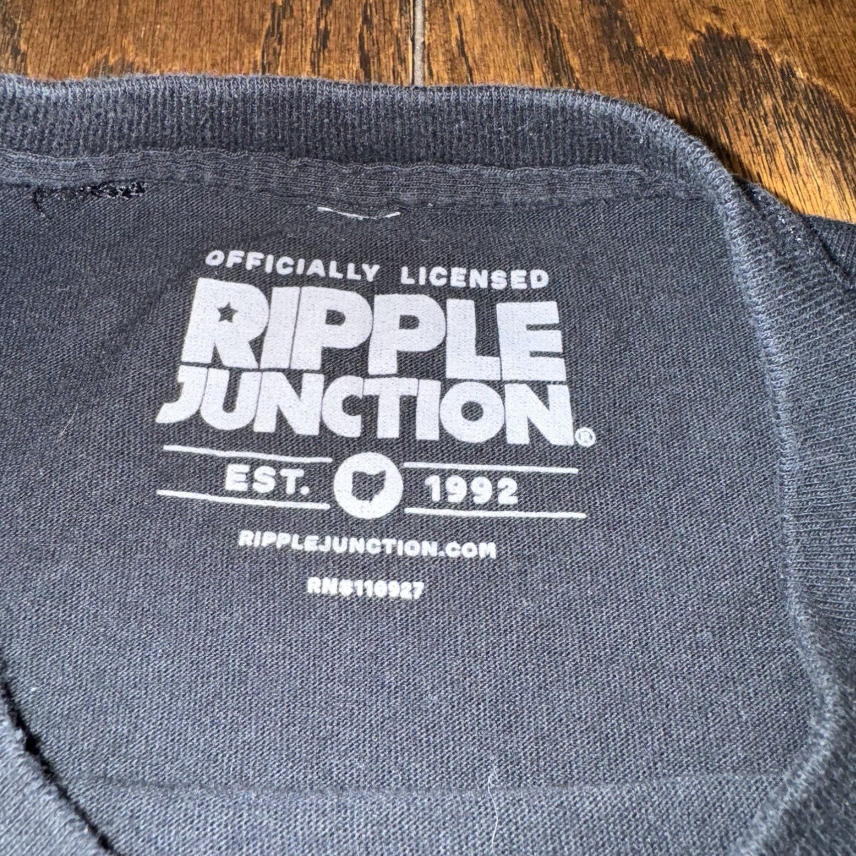 Ripple Junction VINTAGE Grateful Dead Ripple Junction T Shirt Boston 1973 Medium Black Green Mens Band Graphic Print Crew Neck Short Sleeve Cotton Knit Easy Care Size US M / EU 48-50 / 2 - 3 Thumbnail