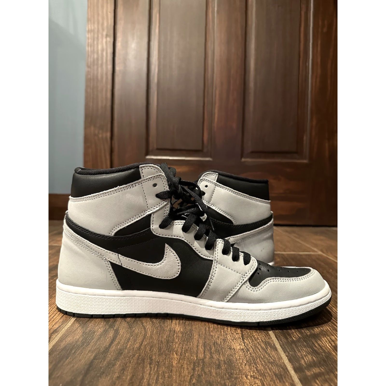 Jordan Brand Nike Air Jordan 1 Retro OG High Shadow 2.0 555088-035 Men's Sneakers Size 11.5 Gray Size US 11 / EU 44 - 7 Thumbnail
