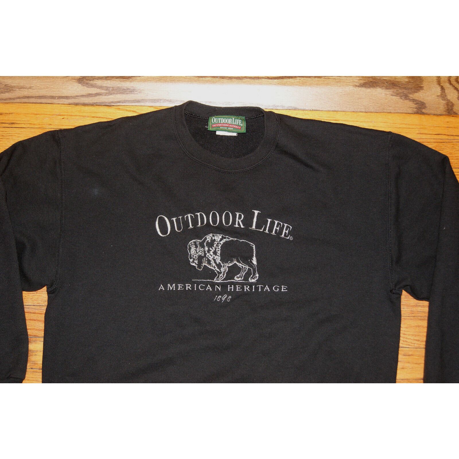 Other VTG Y2K Embroidered Buffalo Outdoor American L Sweatshirt Size US L / EU 52-54 / 3 - 1 Thumbnail
