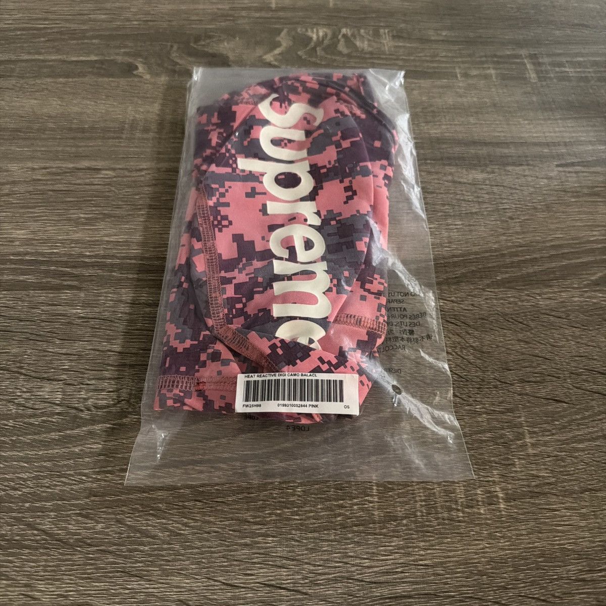 Supreme Supreme Heat Reactive Digi Camo Balaclava Pink Size ONE SIZE - 3 Thumbnail