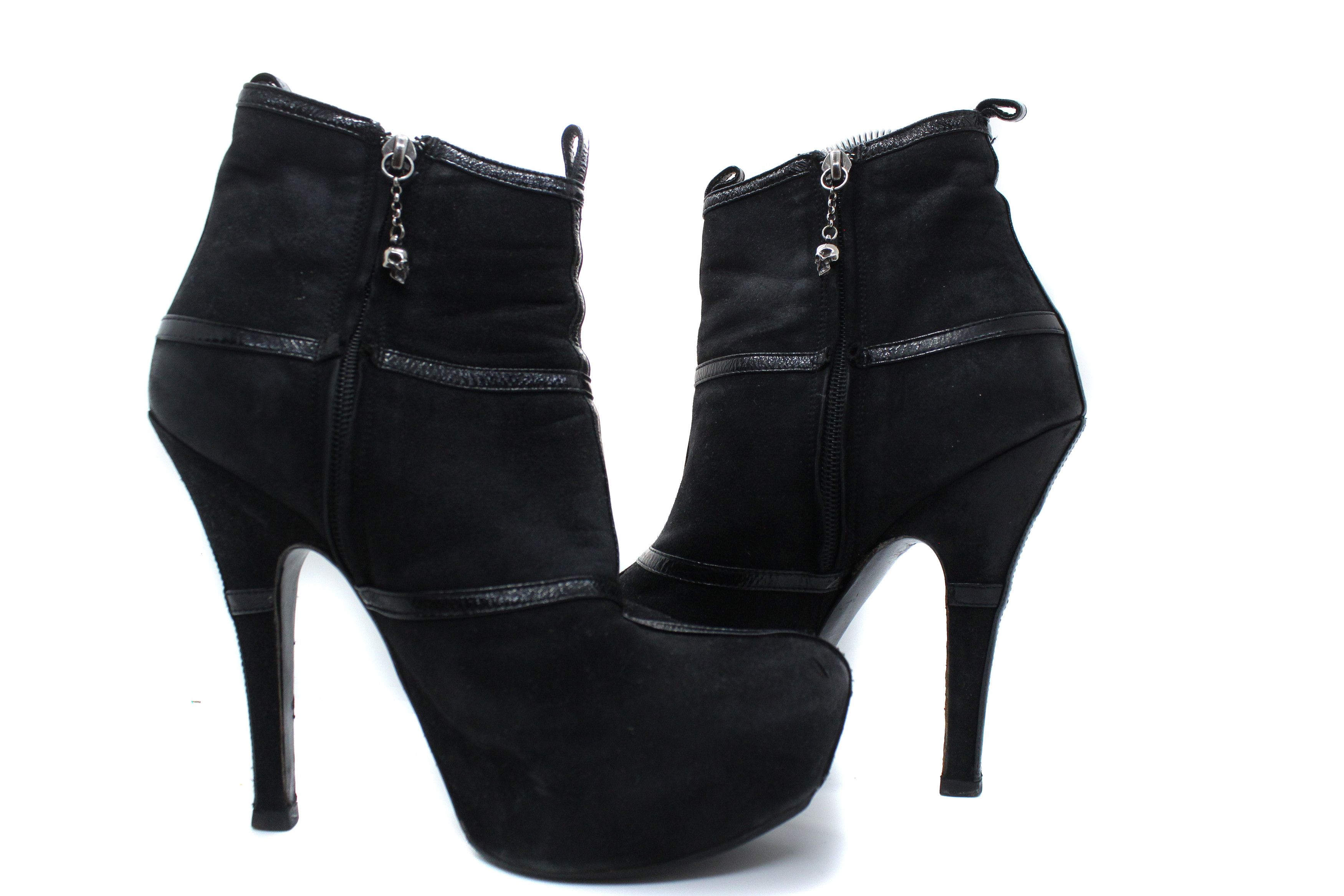Alexander McQueen Skull Zippers Ankle Suede Heel Boots Size US 7 / IT 37 - 3 Thumbnail