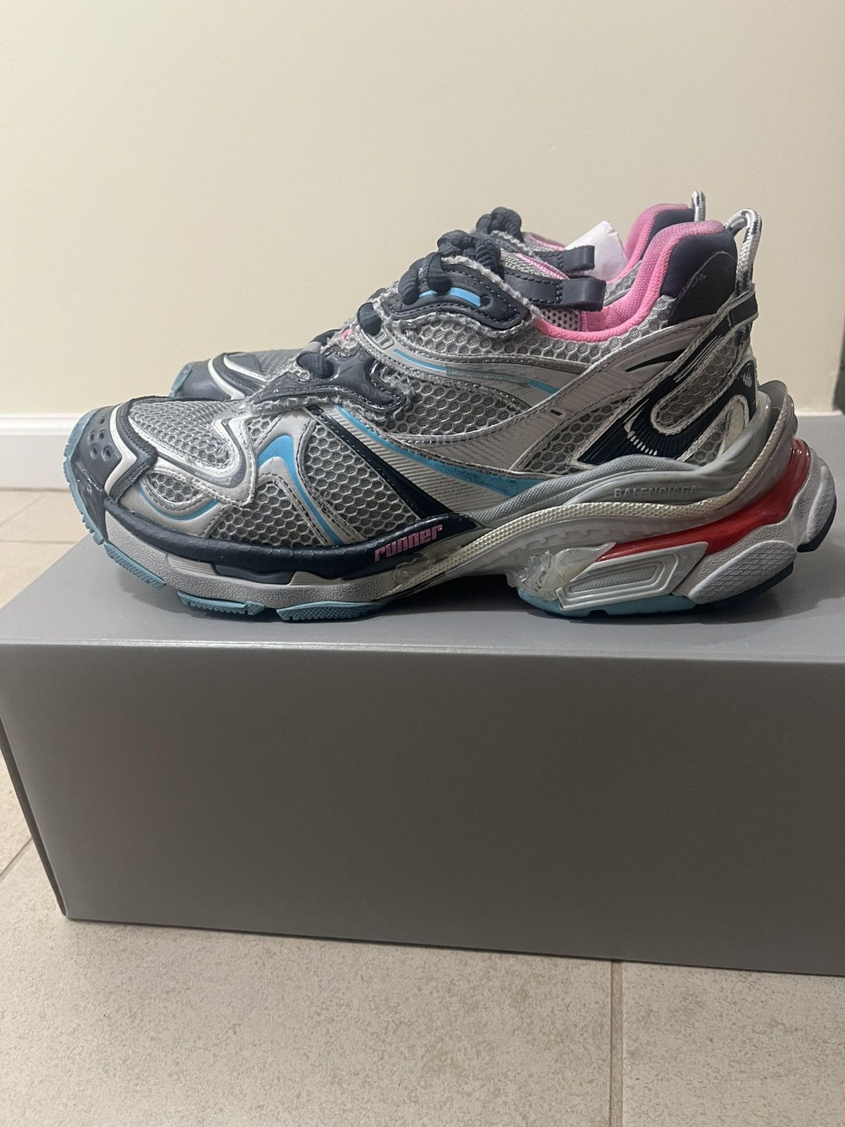 Balenciaga Balenciaga Runner Sz 42(9us) Size US 9 / EU 42 - 14 Thumbnail